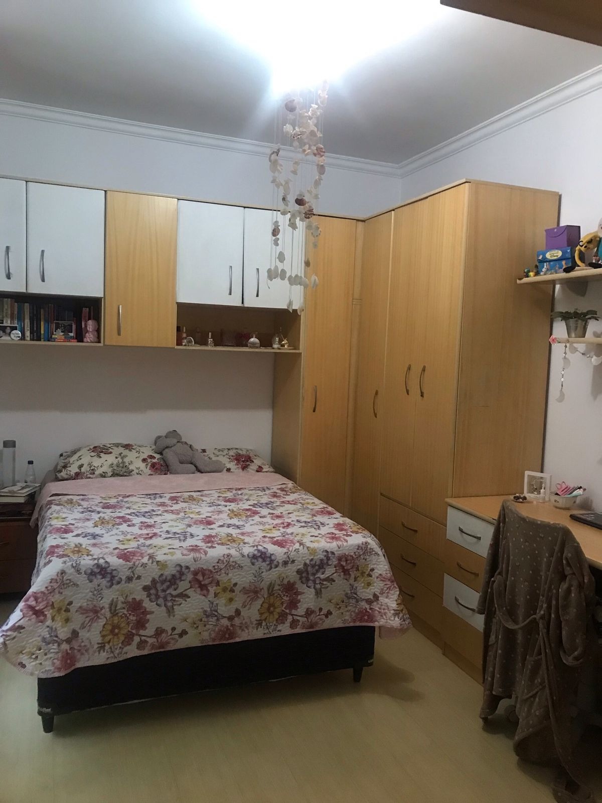 Belíssimo apartamento de alto padrão - 3 dorms sendo 2 suites - 3 banheiros - sala com 3 ambientes - ótima localização a uma quadra da Av Paulista.