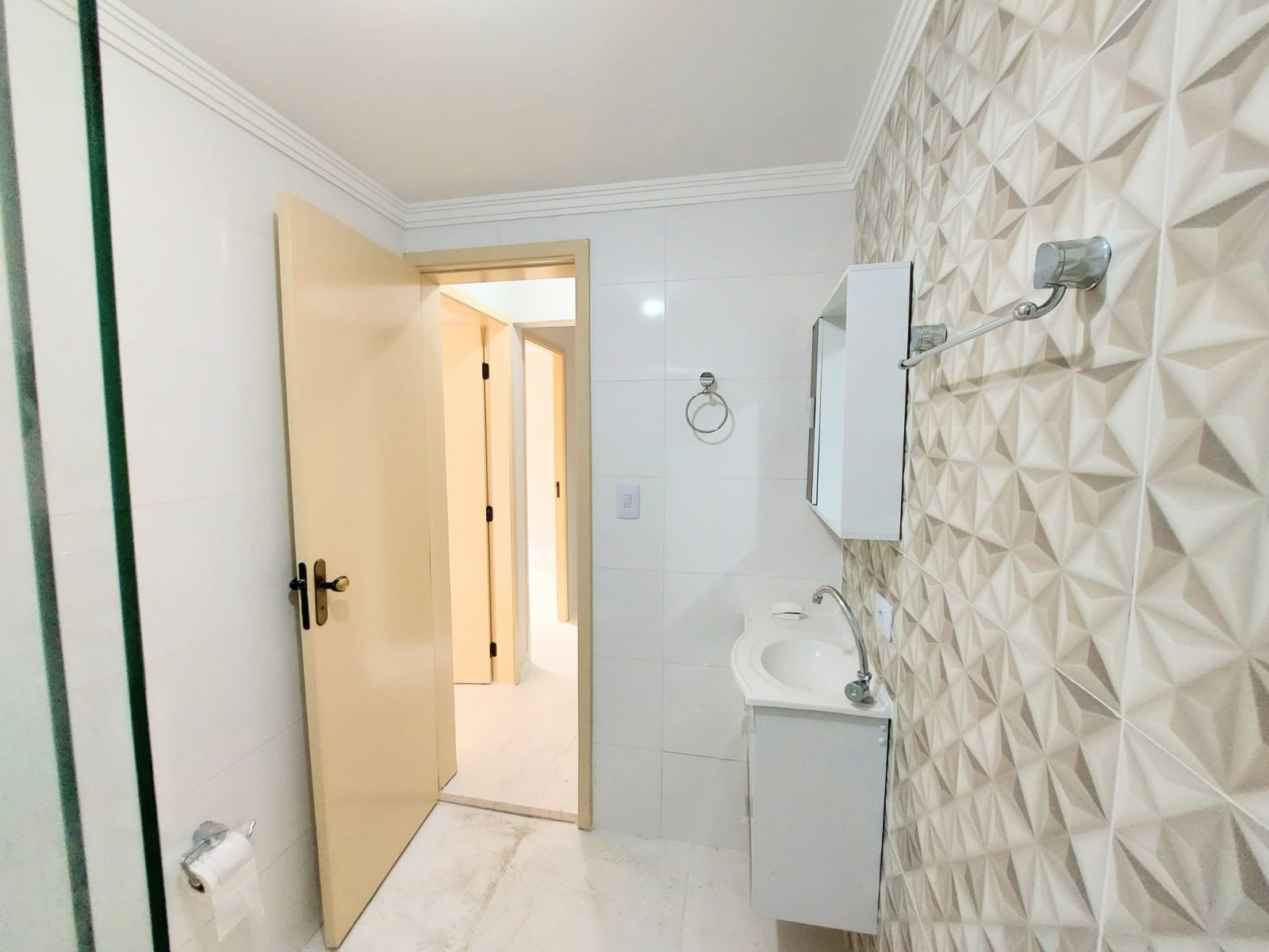 Apartamento 2 dormitórios locação bela vista