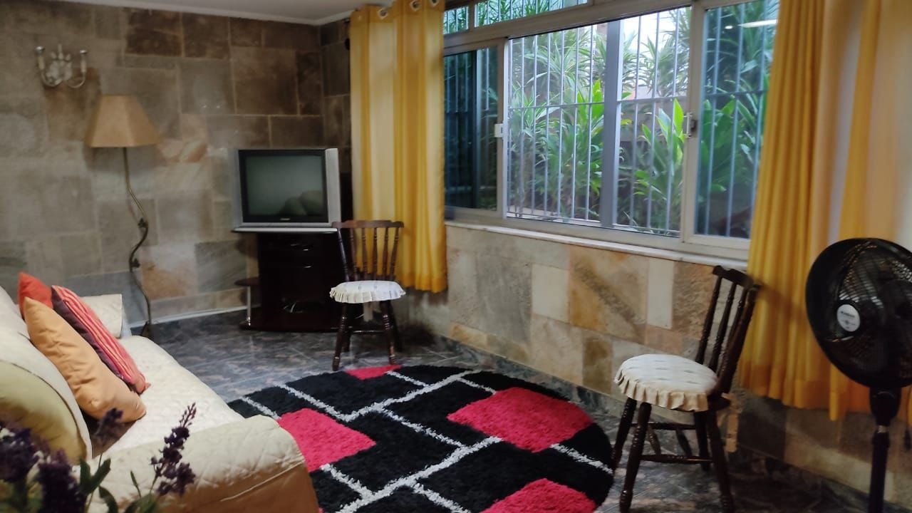 Casa a venda no alto de pinheiros