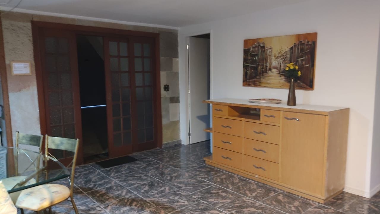 Casa a venda no alto de pinheiros