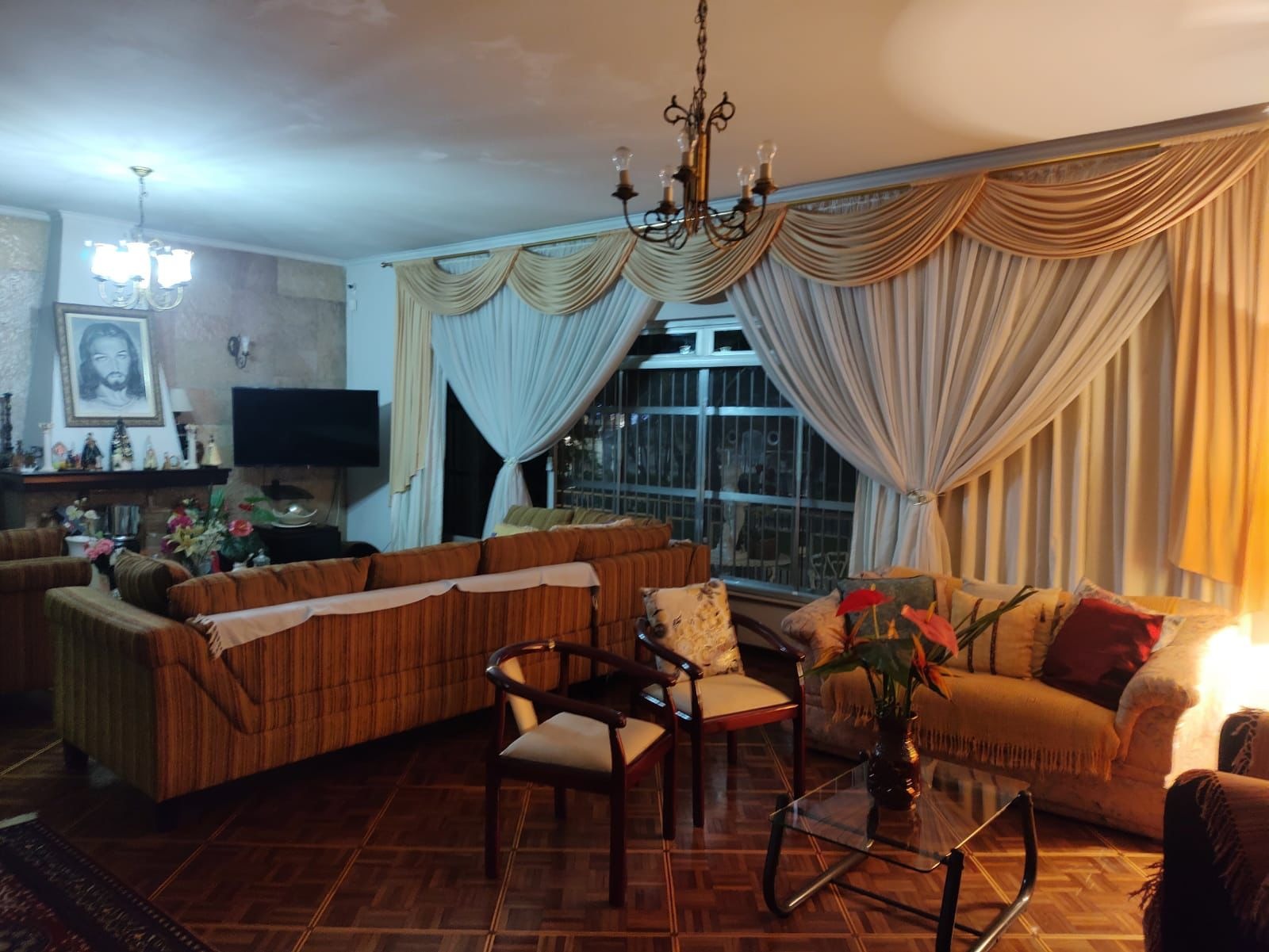 Casa a venda no alto de pinheiros