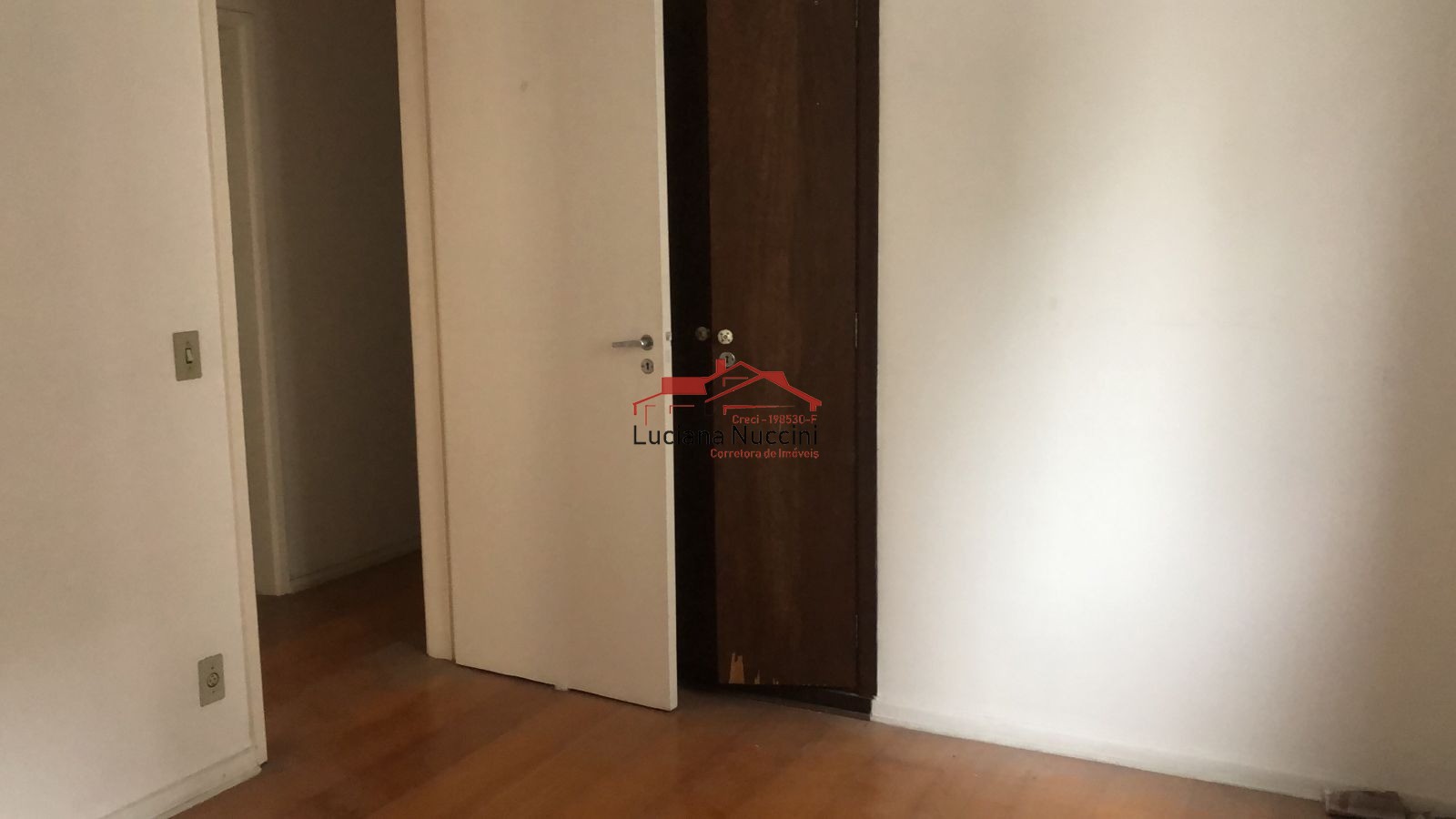Apartamento para locação no Paraíso, São Paulo-SP: 3 quartos, 1 suíte, 1 sala, 3 banheiros, 157m² de área!