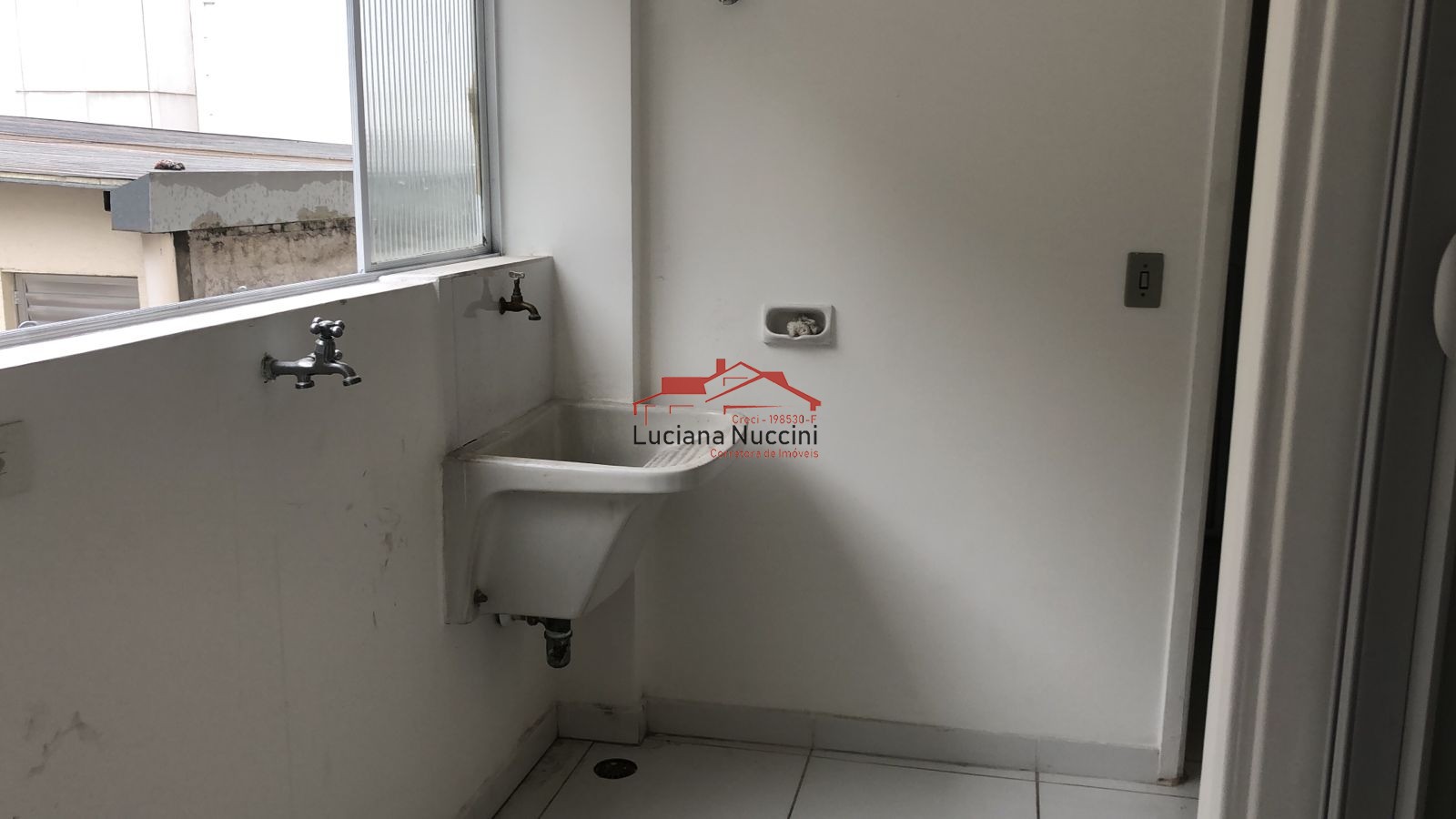Apartamento para locação no Paraíso, São Paulo-SP: 3 quartos, 1 suíte, 1 sala, 3 banheiros, 157m² de área!