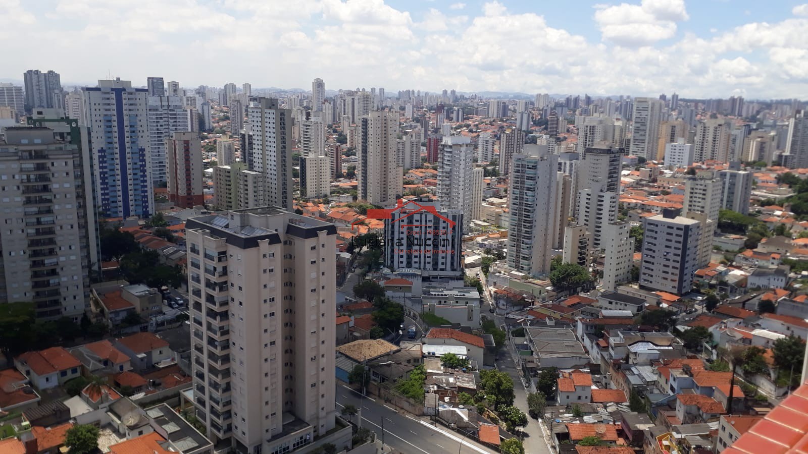 Cobertura de luxo à venda na Vila Mariana, São Paulo-SP: 4 quartos, 4 suítes, 1 sala, 6 vagas, 433,13m² de área!