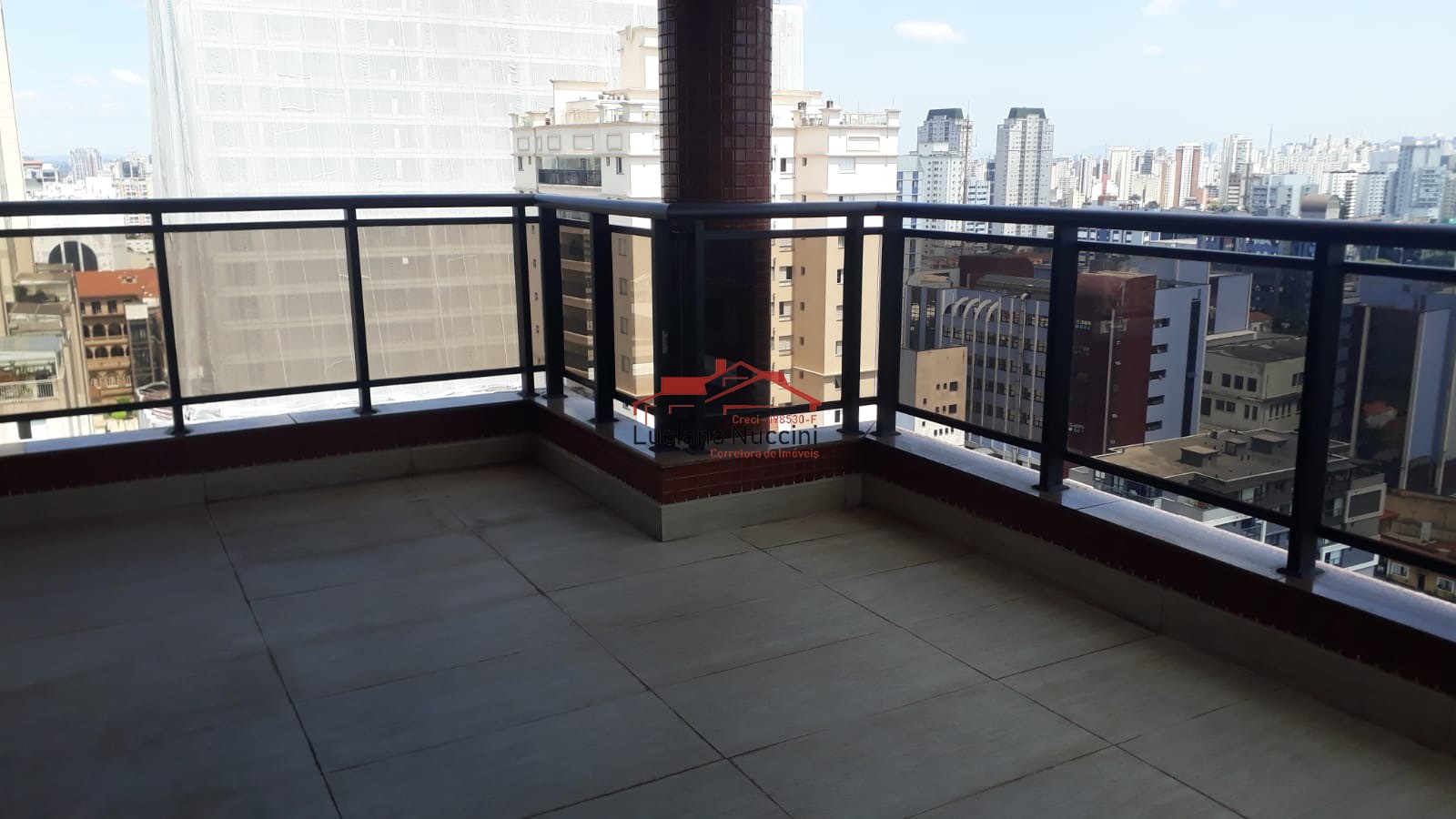 Cobertura de luxo à venda na Vila Mariana, São Paulo-SP: 4 quartos, 4 suítes, 1 sala, 6 vagas, 433,13m² de área!