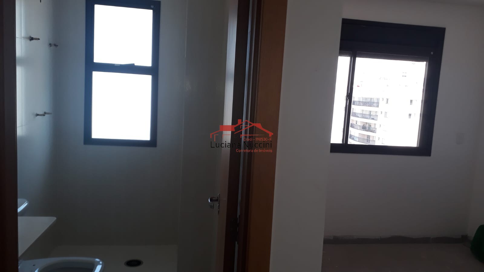 Cobertura de luxo à venda na Vila Mariana, São Paulo-SP: 4 quartos, 4 suítes, 1 sala, 6 vagas, 433,13m² de área!
