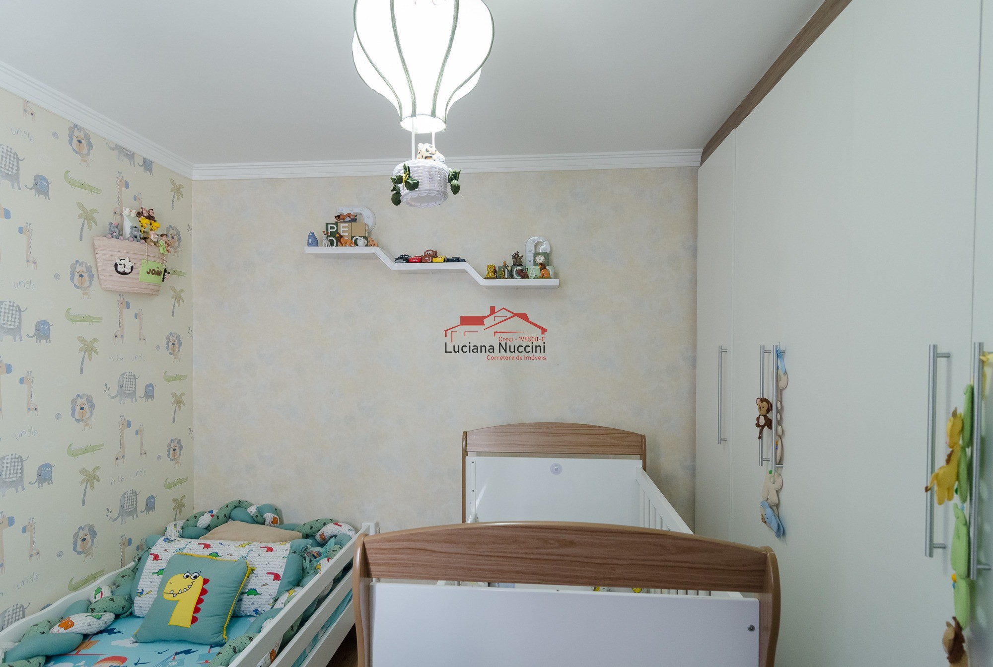 Locação e venda casa em condomínio