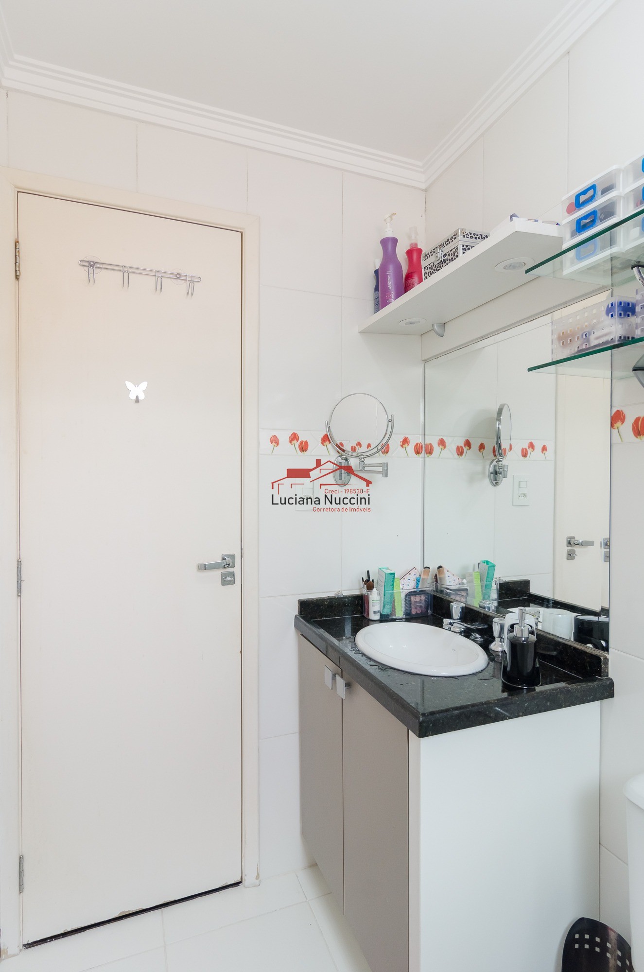 Locação e venda casa em condomínio
