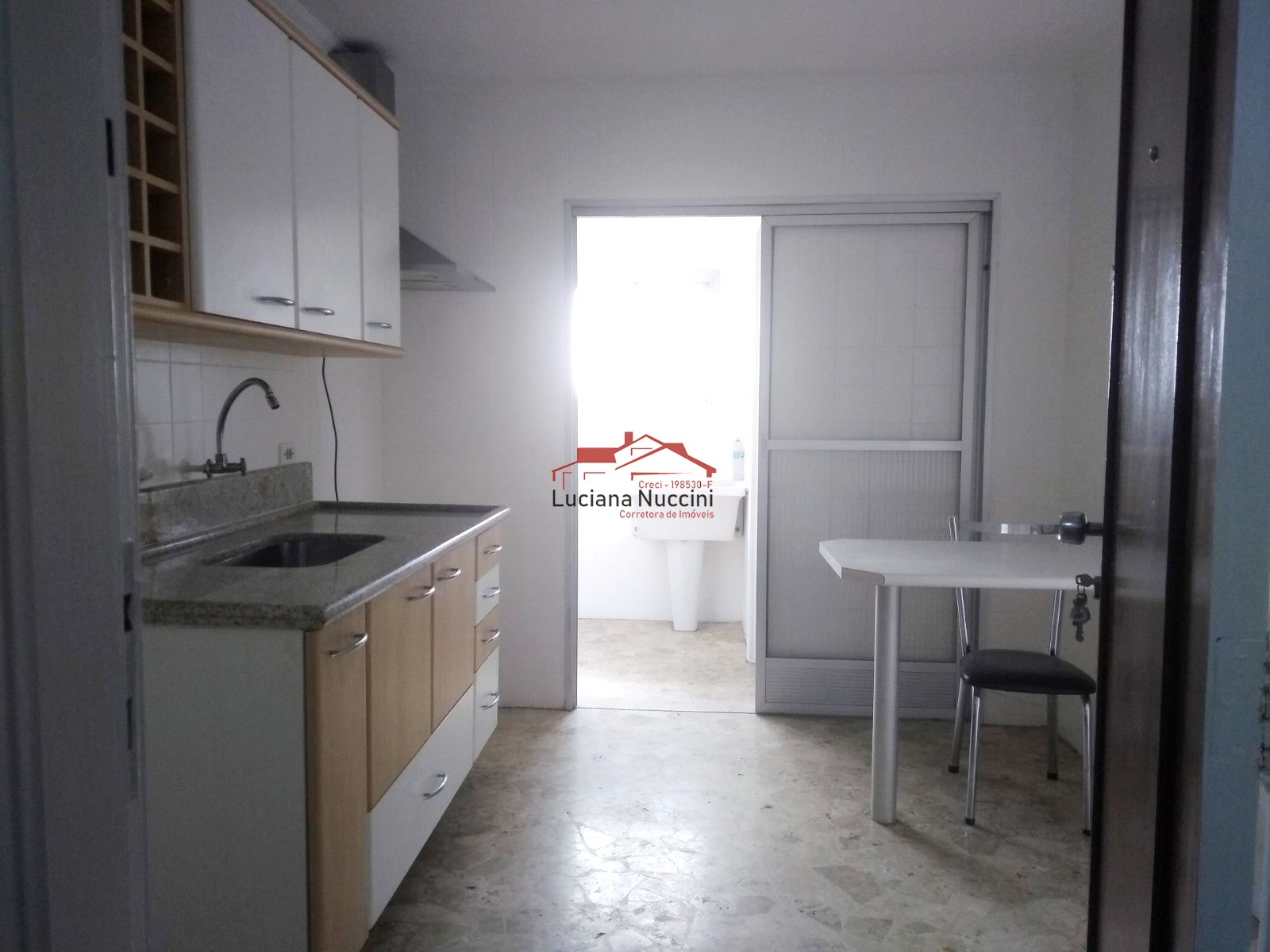 Apartamento para locação no Paraíso, São Paulo-SP: 2 quartos, 1 sala, 2 banheiros, 1 vaga, 76m² de área!