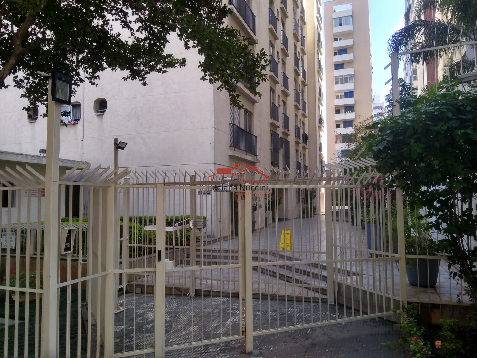 Apartamento para locação no Paraíso, São Paulo-SP: 2 quartos, 1 sala, 2 banheiros, 1 vaga, 76m² de área!