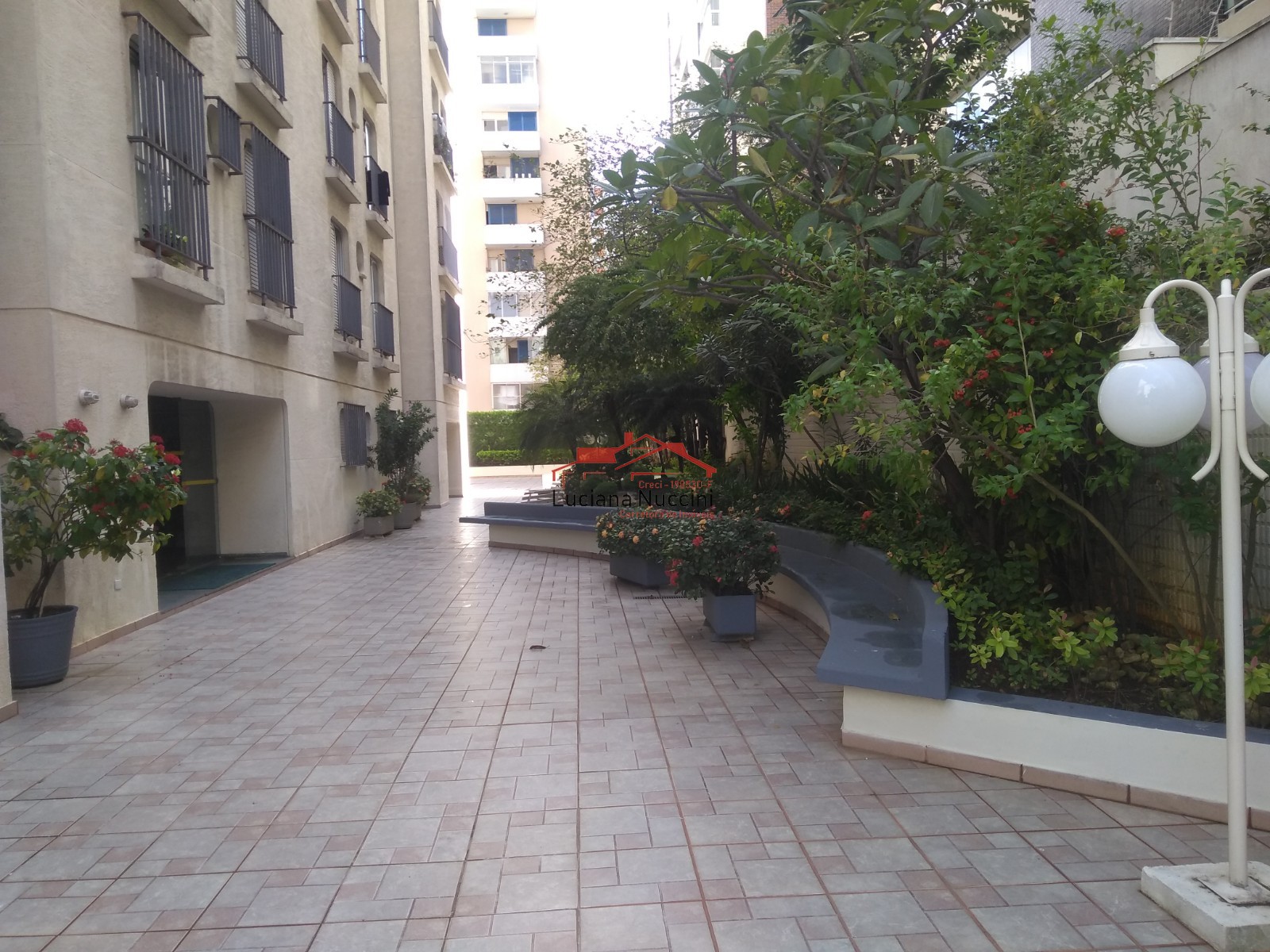 Apartamento para locação no Paraíso, São Paulo-SP: 2 quartos, 1 sala, 2 banheiros, 1 vaga, 76m² de área!
