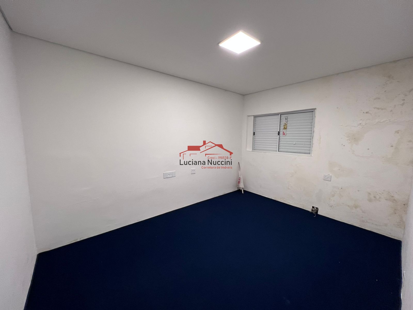 Sobrado com 3 dormitórios à venda, 311 m² por R$ 500.000 - v