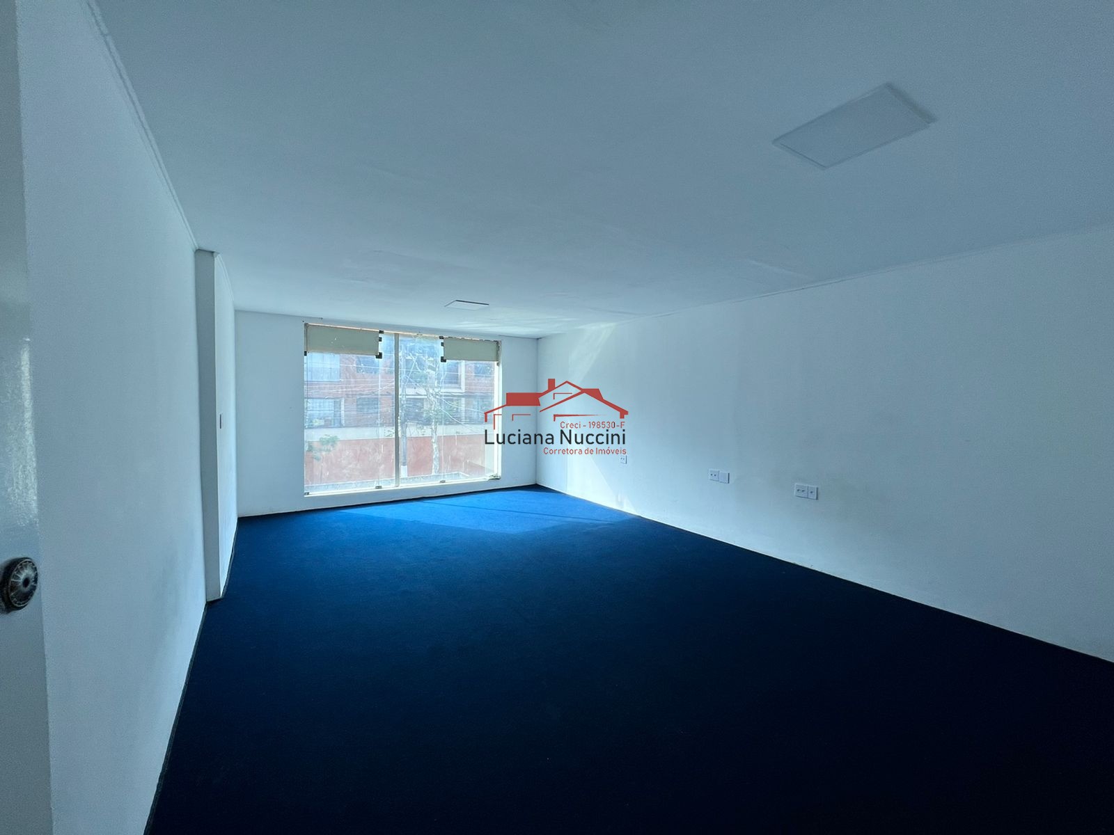 Sobrado com 3 dormitórios à venda, 311 m² por R$ 500.000 - v