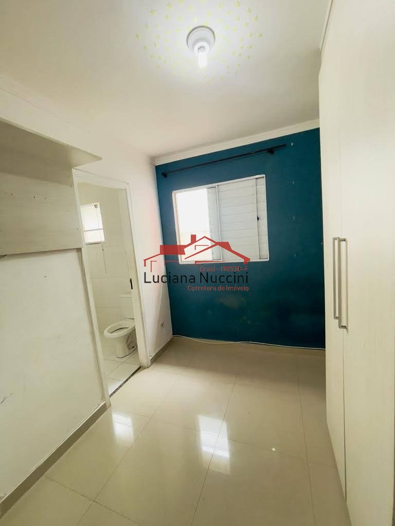 Casa ao lado metro Patriarca, Casa ao lado radial, casa com vários comércios