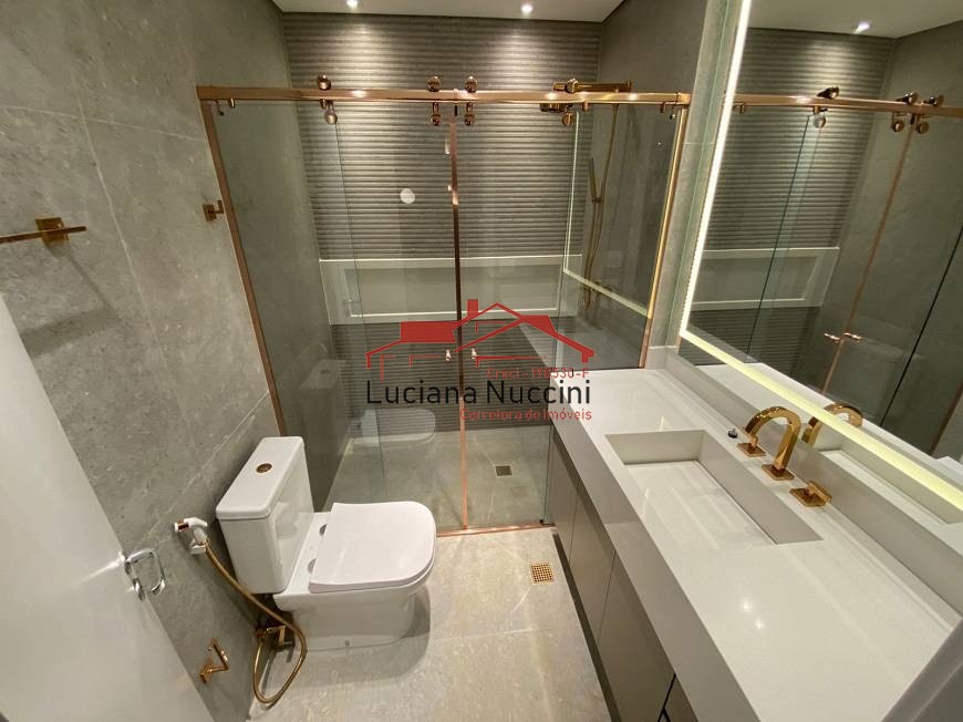 Locação flat duplex no jardins com 2 dormirorio 1 suite com closet com 110m