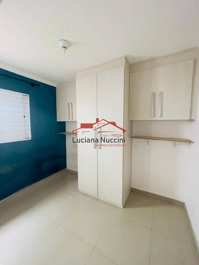 Casa ao lado metro Patriarca, Casa ao lado radial, casa com vários comércios
