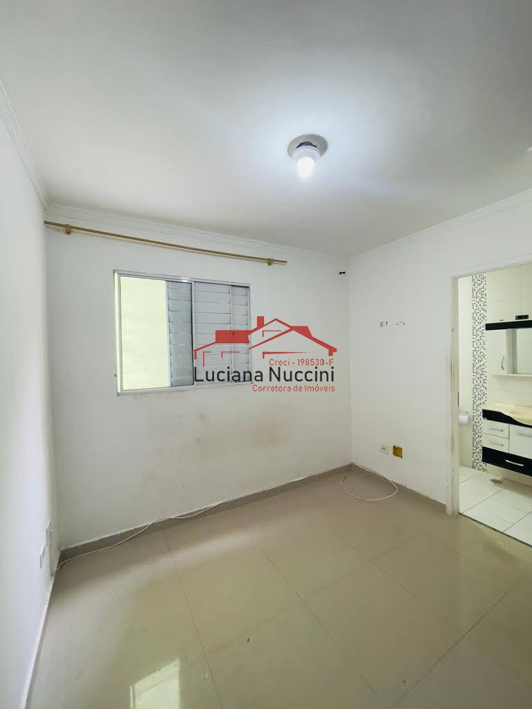 Casa ao lado metro Patriarca, Casa ao lado radial, casa com vários comércios