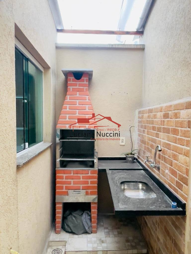 Casa ao lado metro Patriarca, Casa ao lado radial, casa com vários comércios