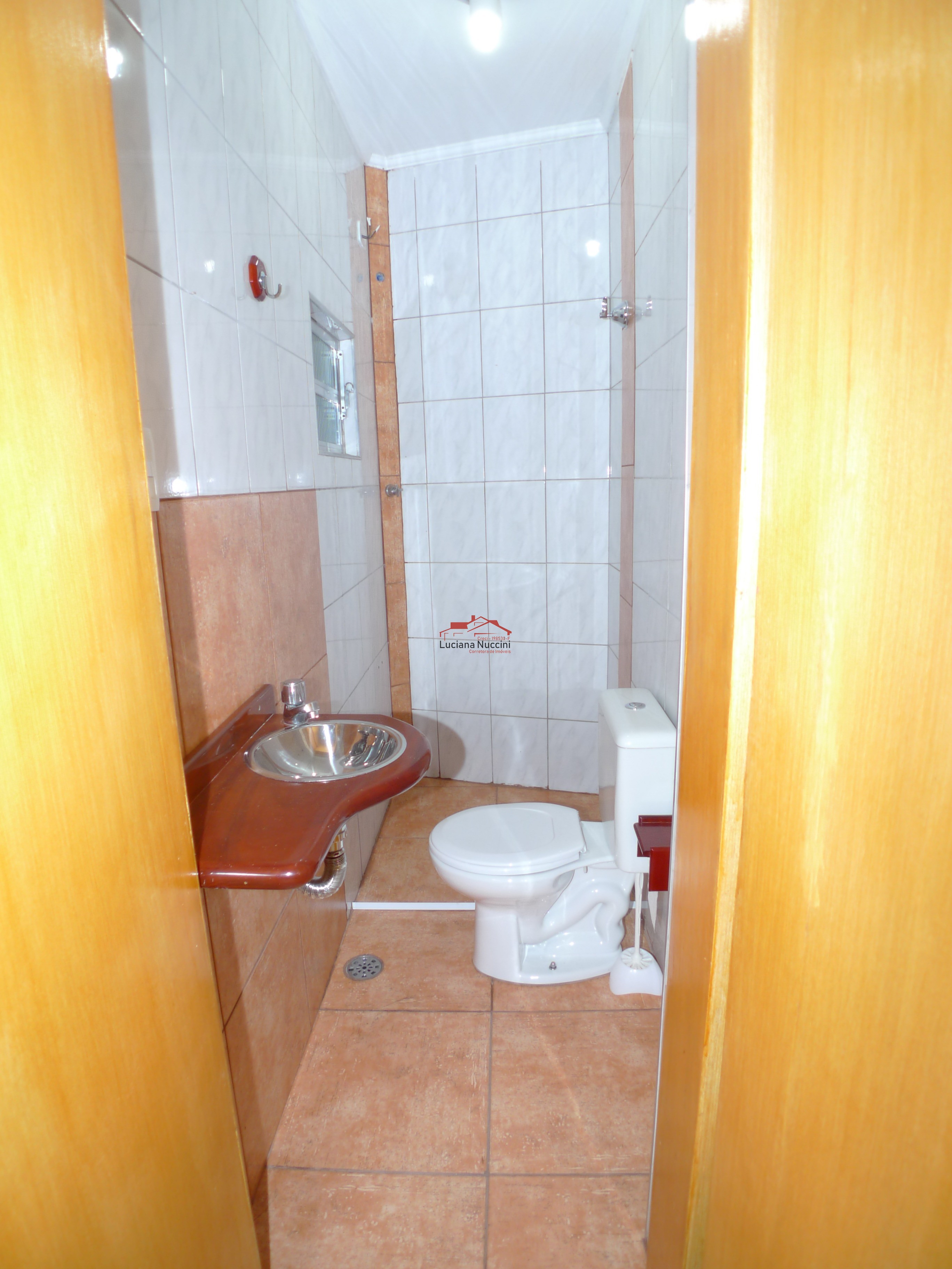Casa a venda ao lado metro paraíso, casa a venda ao lado metro vila mariana, casa a venda com vários comércios