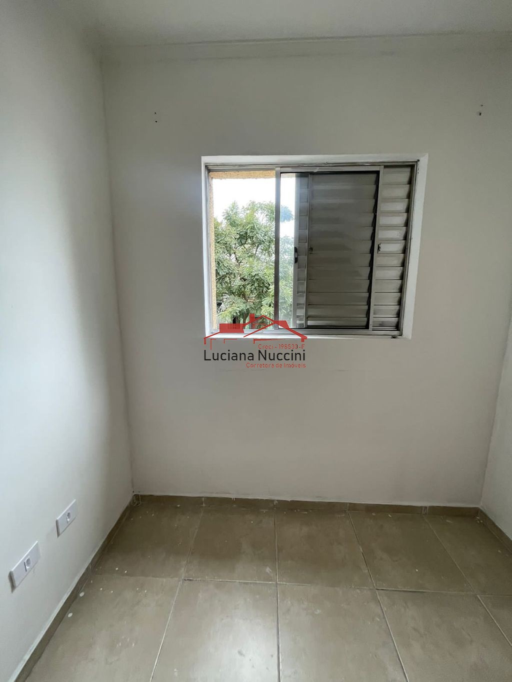 Studio para Locação no Coração de São Paulo-SP: 1 Quarto, 1 Sala, 1 Banheiro, 40m² no Bairro Ipiranga!
