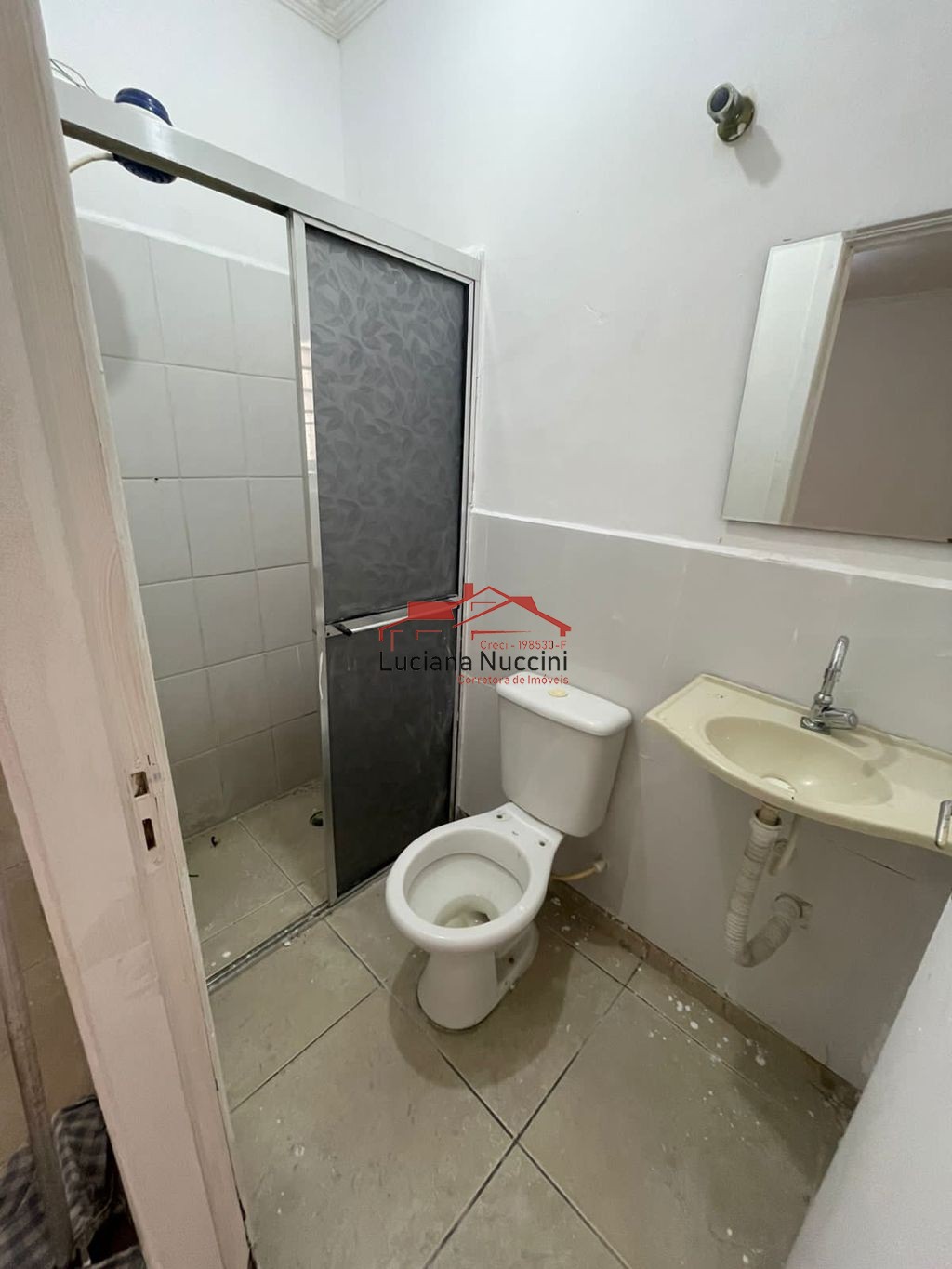 Studio para Locação no Coração de São Paulo-SP: 1 Quarto, 1 Sala, 1 Banheiro, 40m² no Bairro Ipiranga!