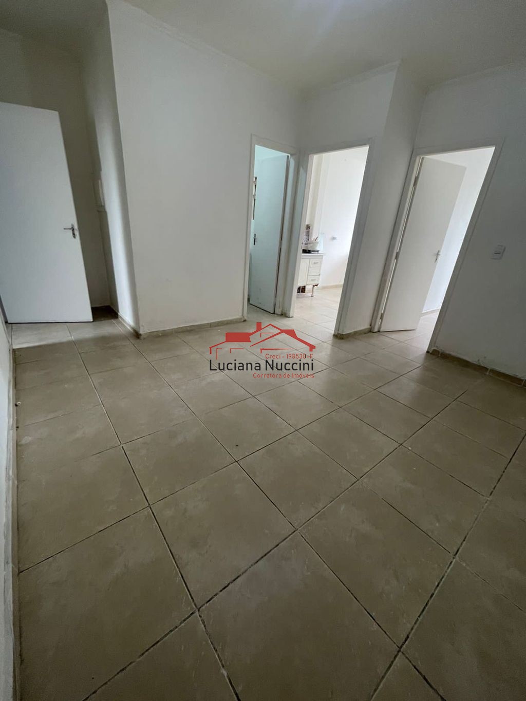 Studio para Locação no Coração de São Paulo-SP: 1 Quarto, 1 Sala, 1 Banheiro, 40m² no Bairro Ipiranga!