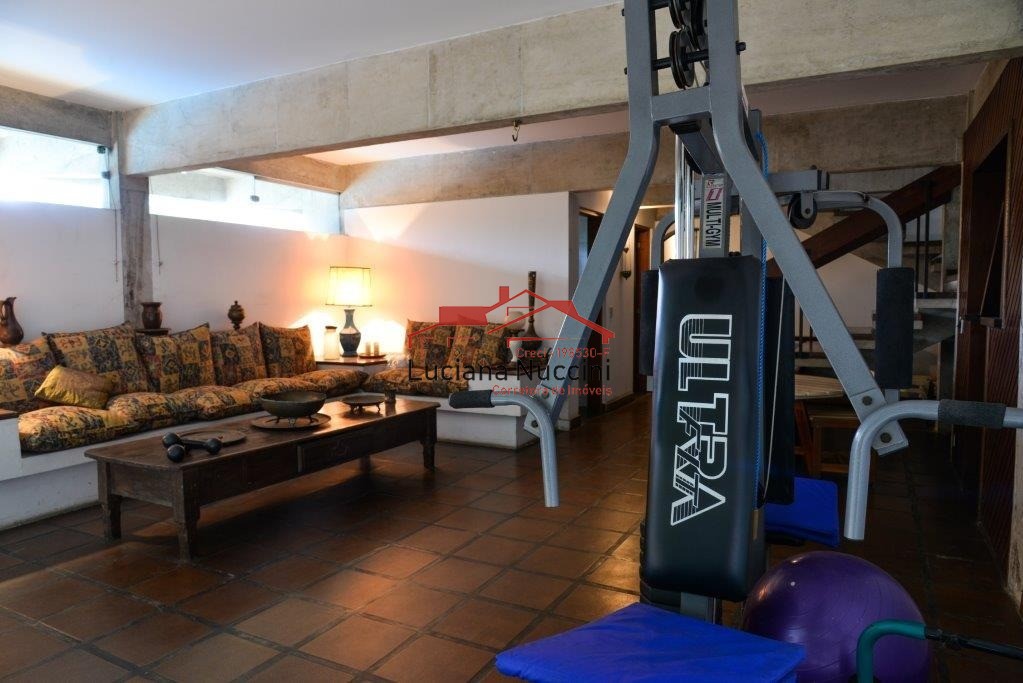 Locação Casa 5 dorm na Cidade Jardins