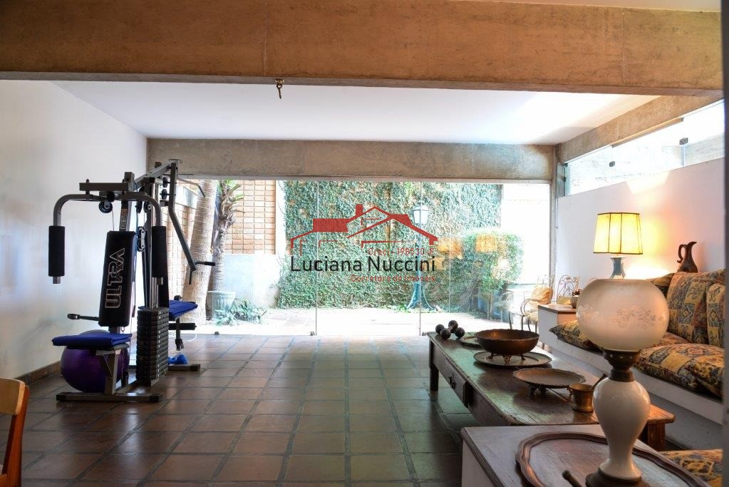 Locação Casa 5 dorm na Cidade Jardins