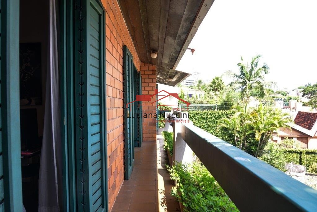 Locação Casa 5 dorm na Cidade Jardins