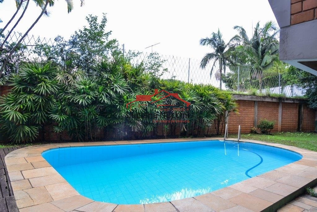 Locação Casa 5 dorm na Cidade Jardins