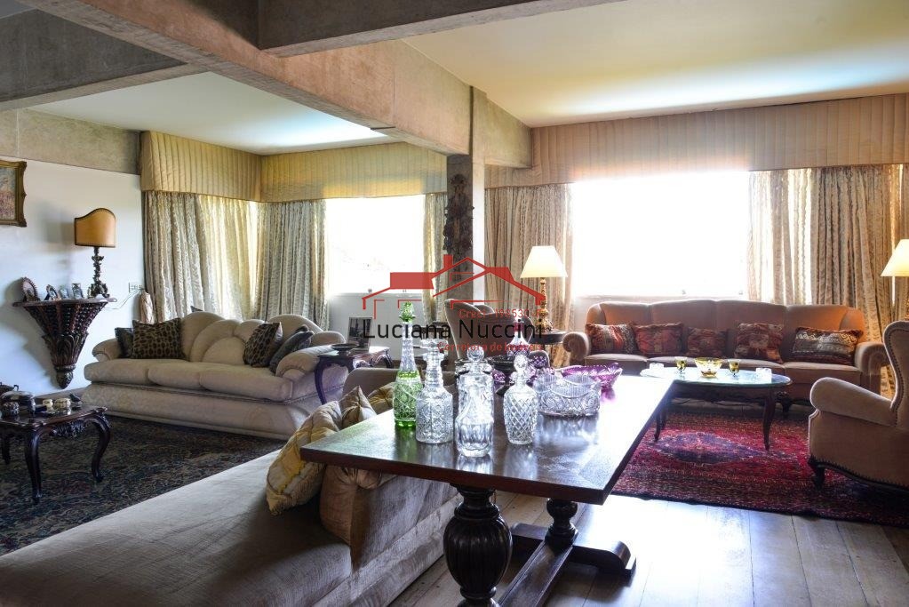 Locação Casa 5 dorm na Cidade Jardins