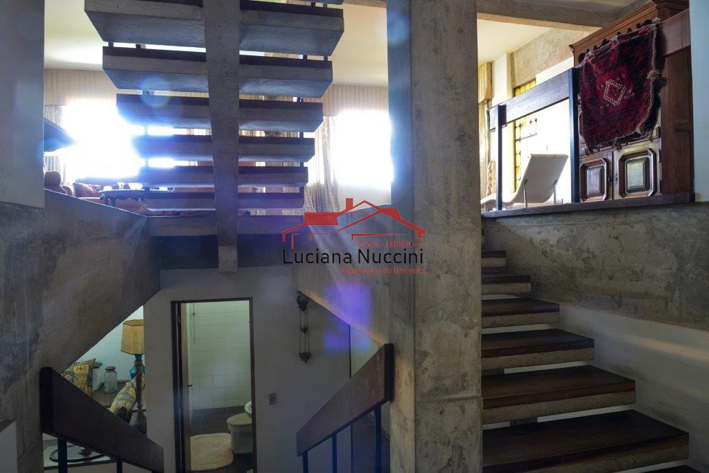 Locação Casa 5 dorm na Cidade Jardins
