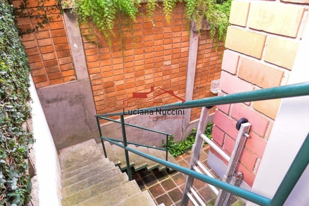 Locação Casa 5 dorm na Cidade Jardins
