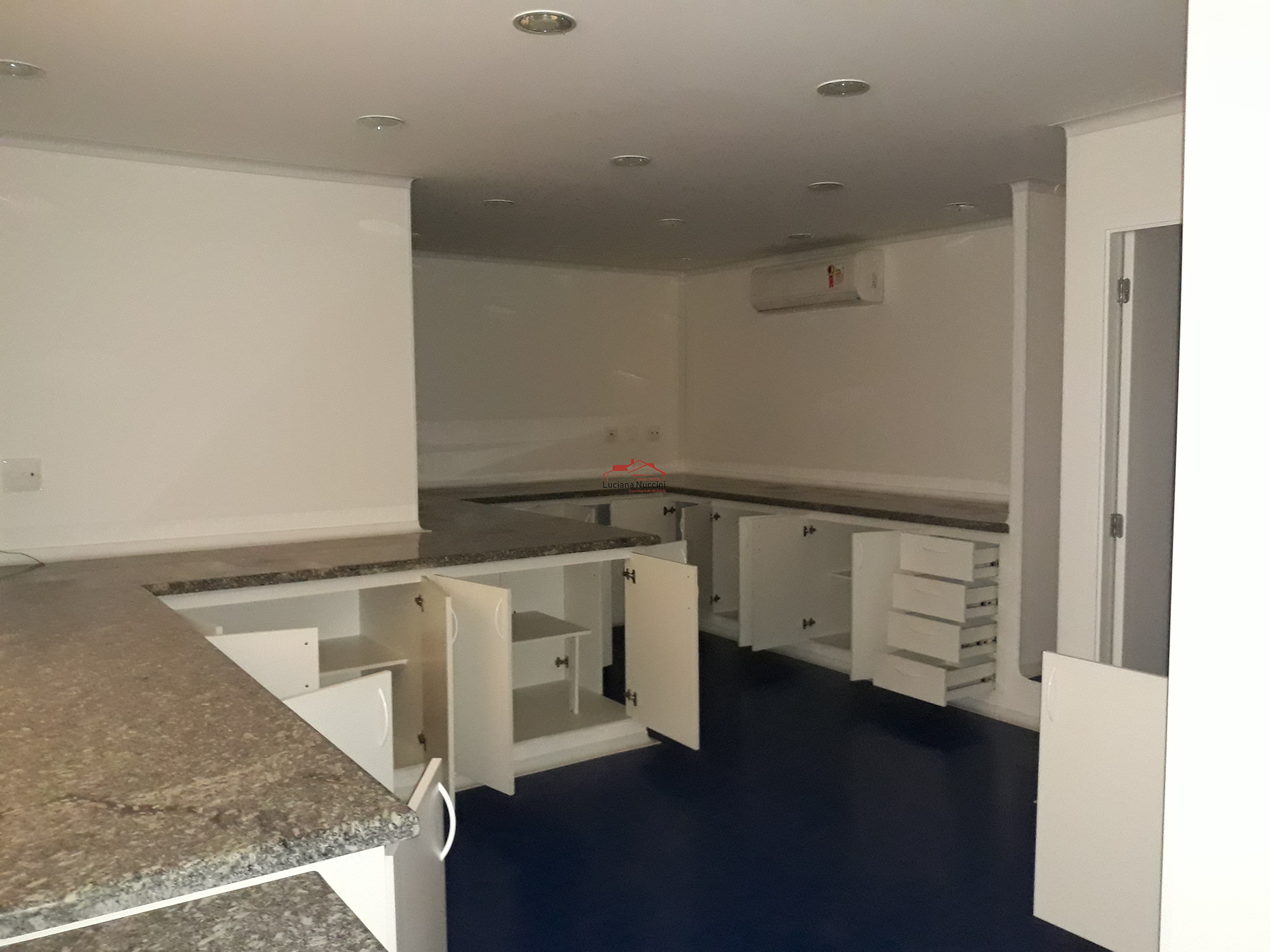 Galpão comercial à venda em São Paulo-SP, Cambuci, com 805m² de área. Venha conferir!