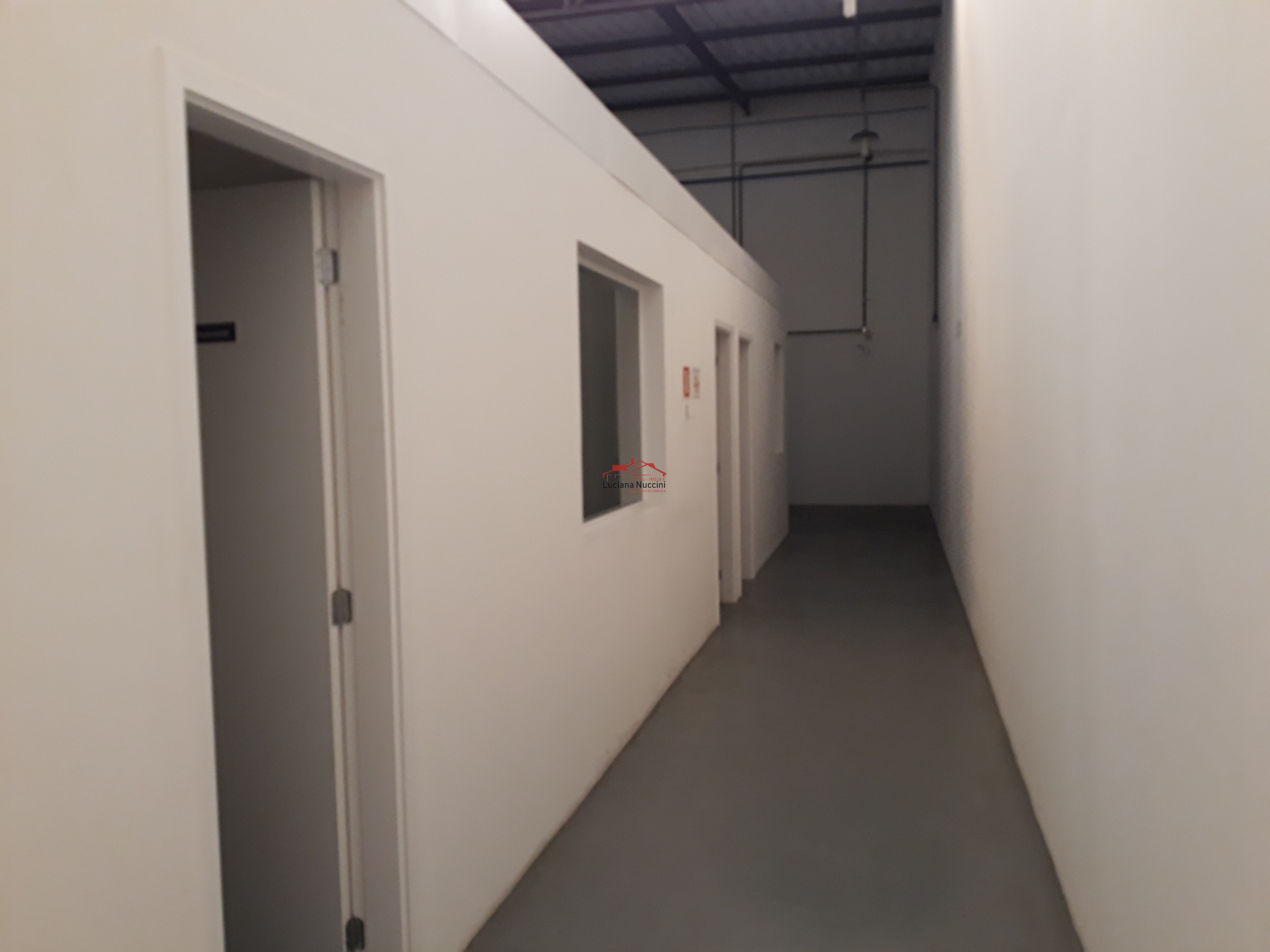 Galpão comercial à venda em São Paulo-SP, Cambuci, com 805m² de área. Venha conferir!