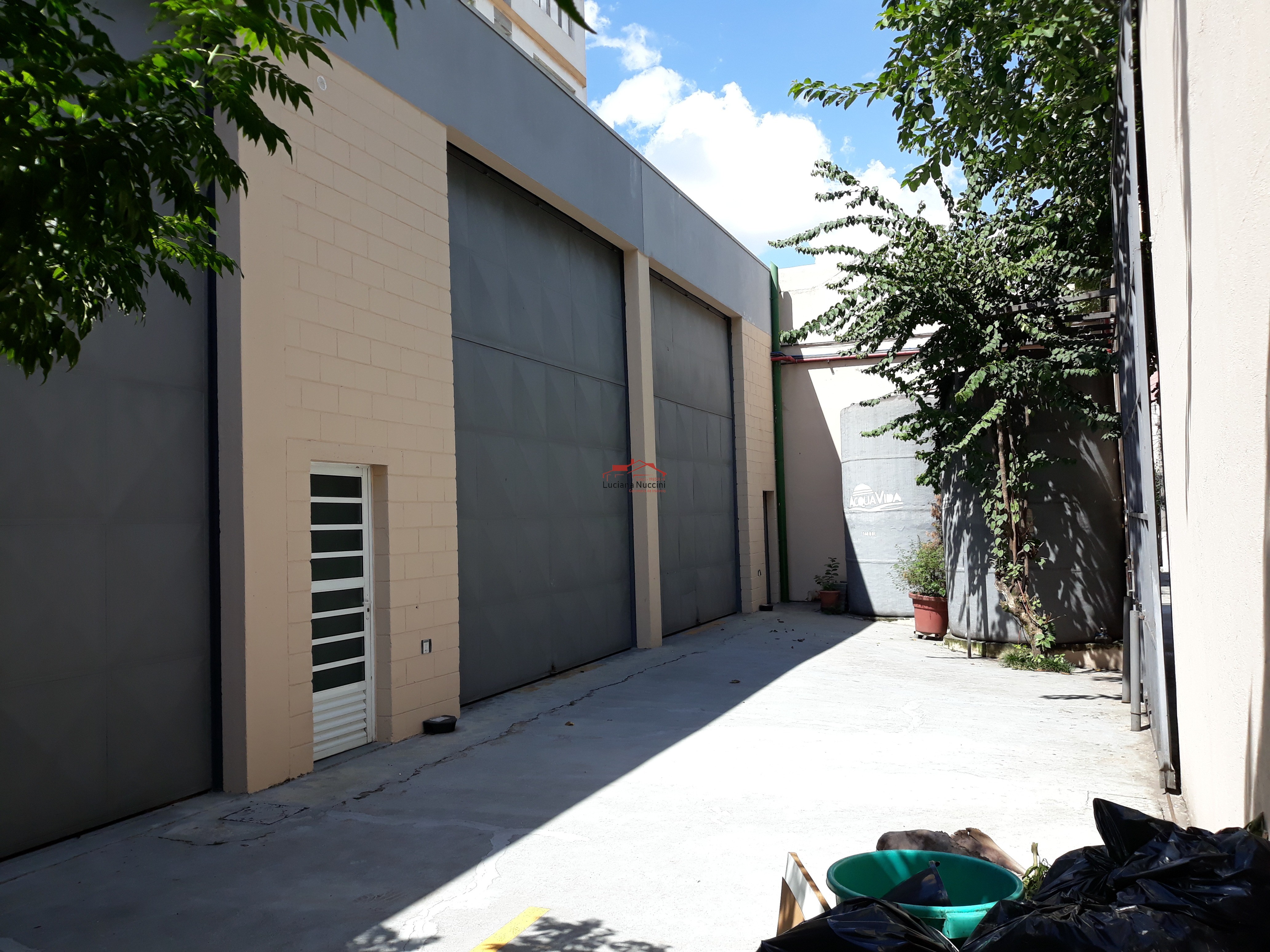 Galpão comercial à venda em São Paulo-SP, Cambuci, com 805m² de área. Venha conferir!