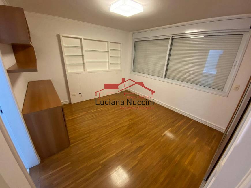 Imponente residência de luxo para venda ou locação no Brooklin Paulista, São Paulo-SP: 4 quartos, 4 suítes, 1 sala, 7 banheiros, 4 vagas, 425 m².