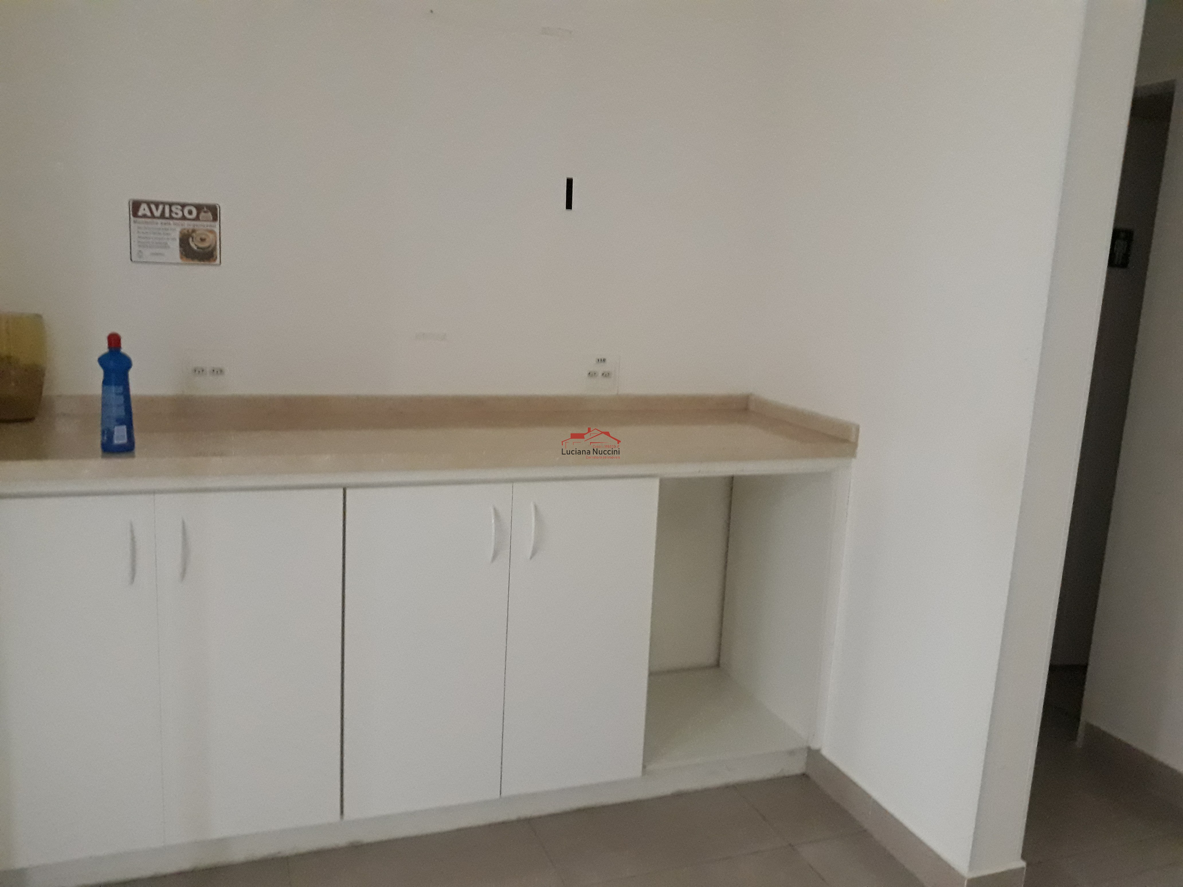 Galpão comercial à venda em São Paulo-SP, Cambuci, com 805m² de área. Venha conferir!