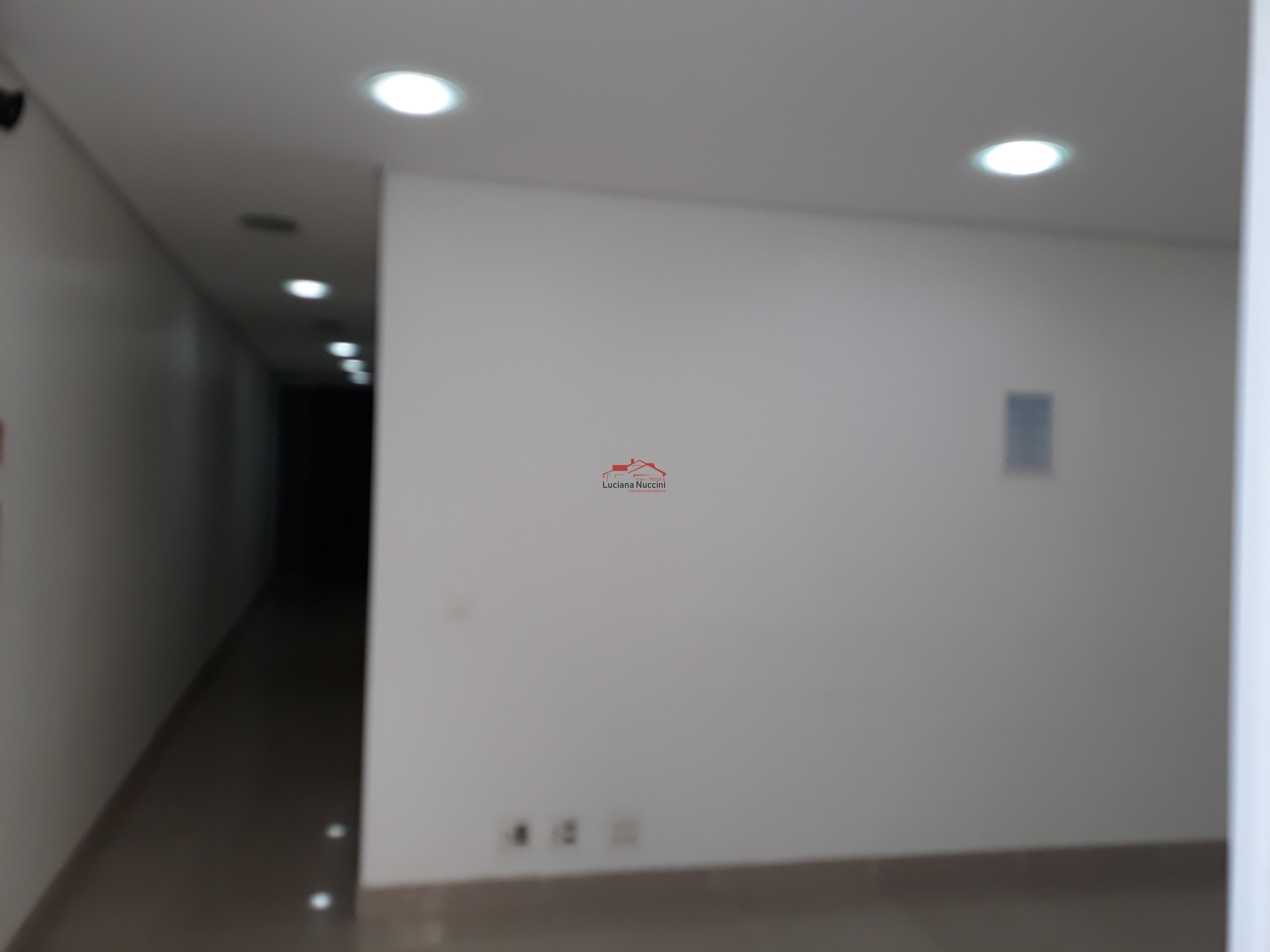 Galpão comercial à venda em São Paulo-SP, Cambuci, com 805m² de área. Venha conferir!