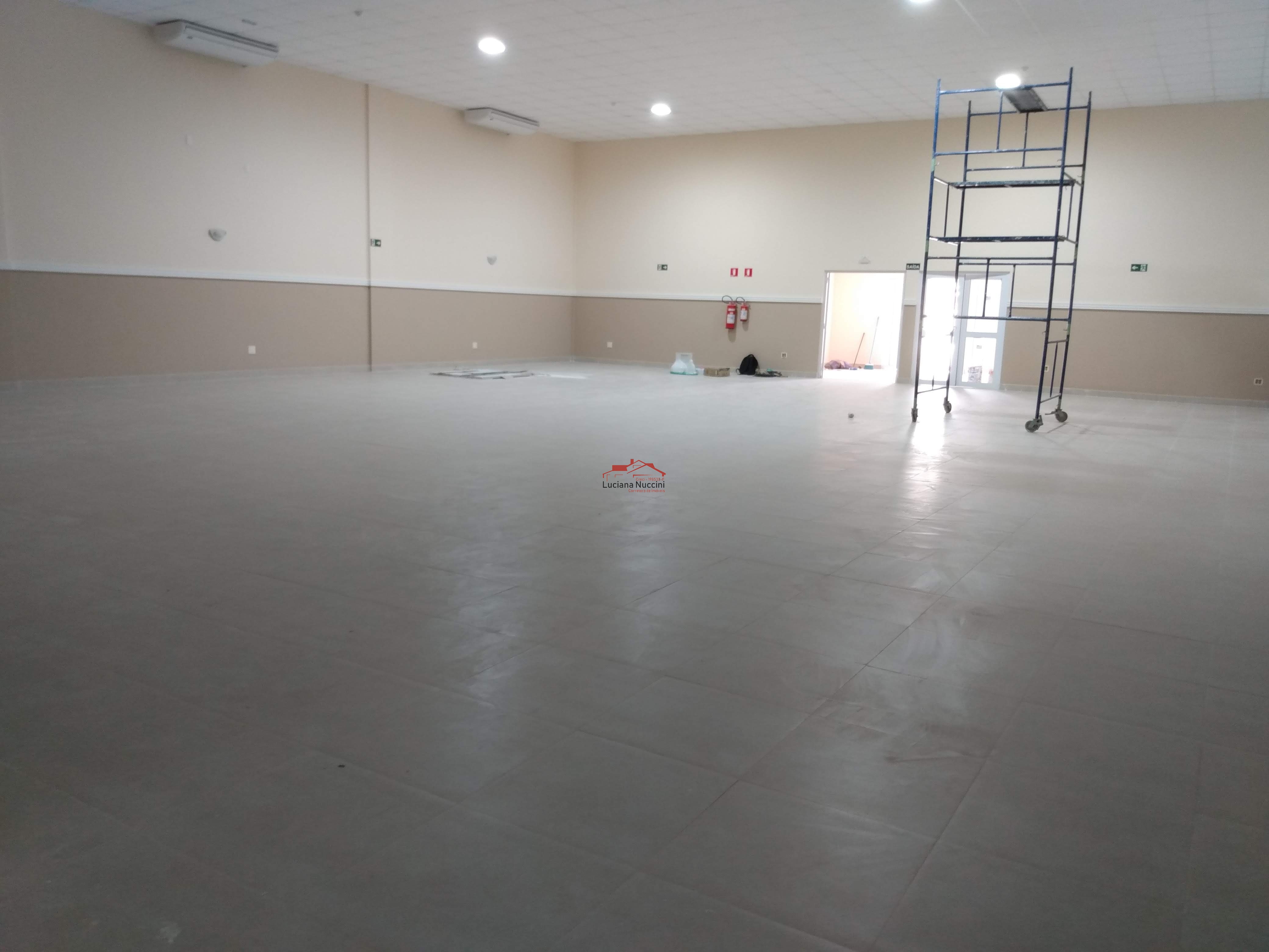 Imóvel Comercial à Venda em São Paulo-SP no Cambuci Galpão de 1.060m² de Área