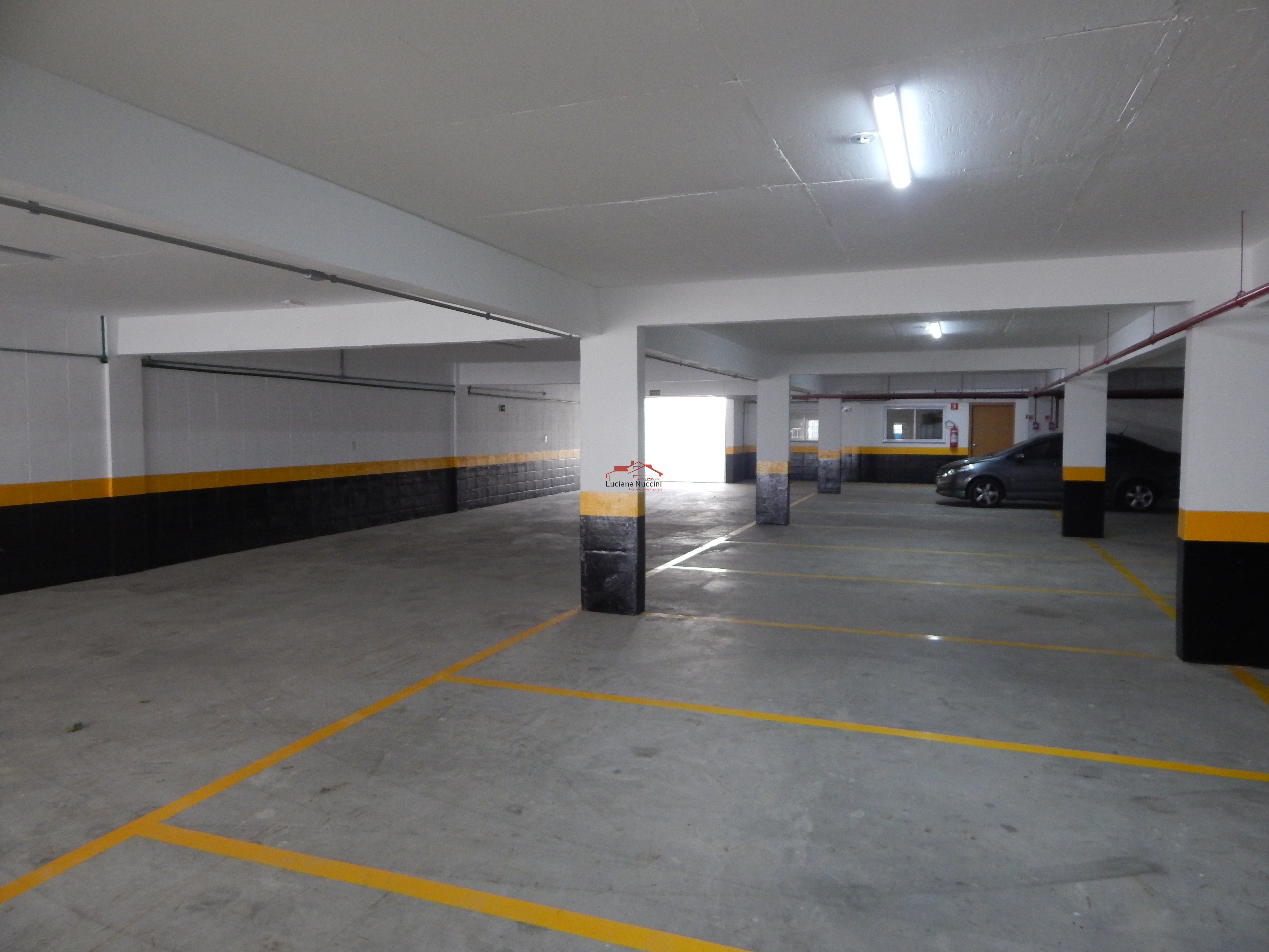 Imóvel Comercial à Venda em São Paulo-SP no Cambuci Galpão de 1.060m² de Área