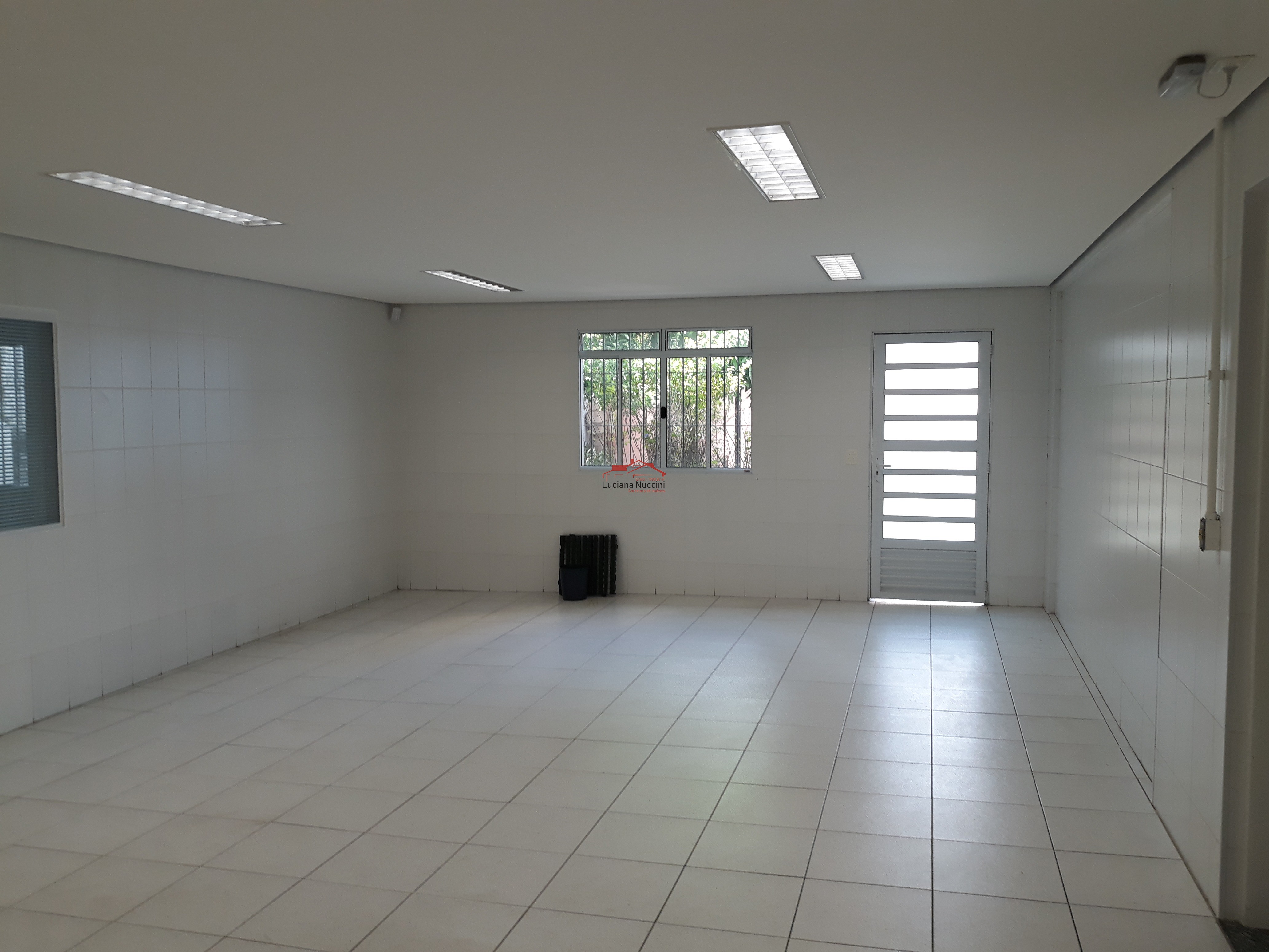 Galpão comercial à venda em São Paulo-SP, Cambuci, com 805m² de área. Venha conferir!