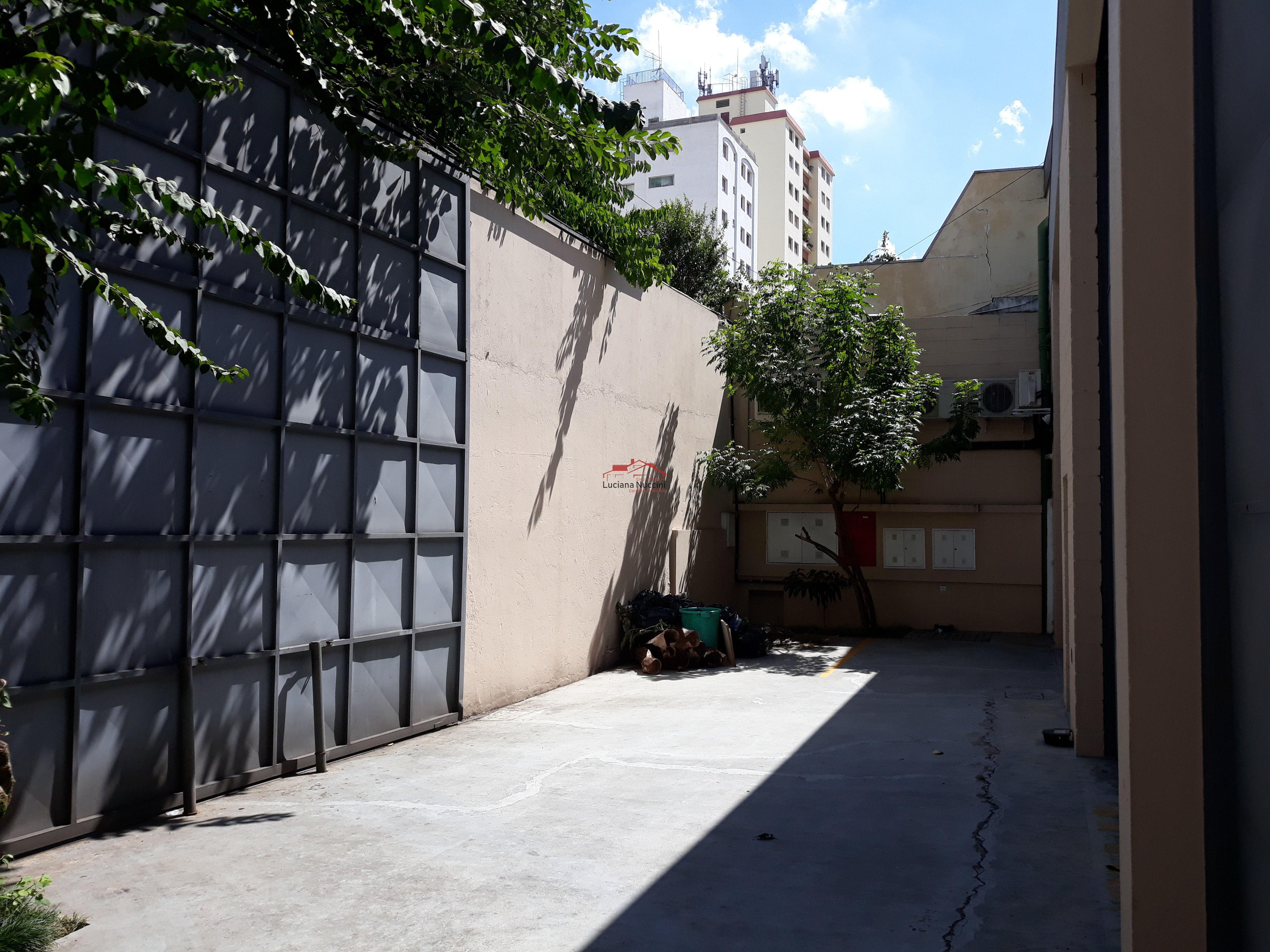 Galpão comercial à venda em São Paulo-SP, Cambuci, com 805m² de área. Venha conferir!