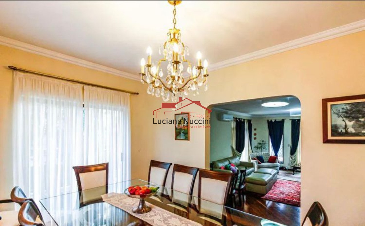 Apartamento de luxo no Brooklin Paulista: 4 quartos, 2 suítes, 1 sala, 4 banheiros, 4 vagas de garagem, 220m². Venha conferir!