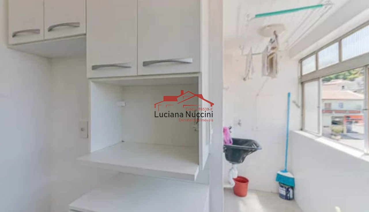 Kitnet próximo ao metrô santos-imigrantes, com piso laminado