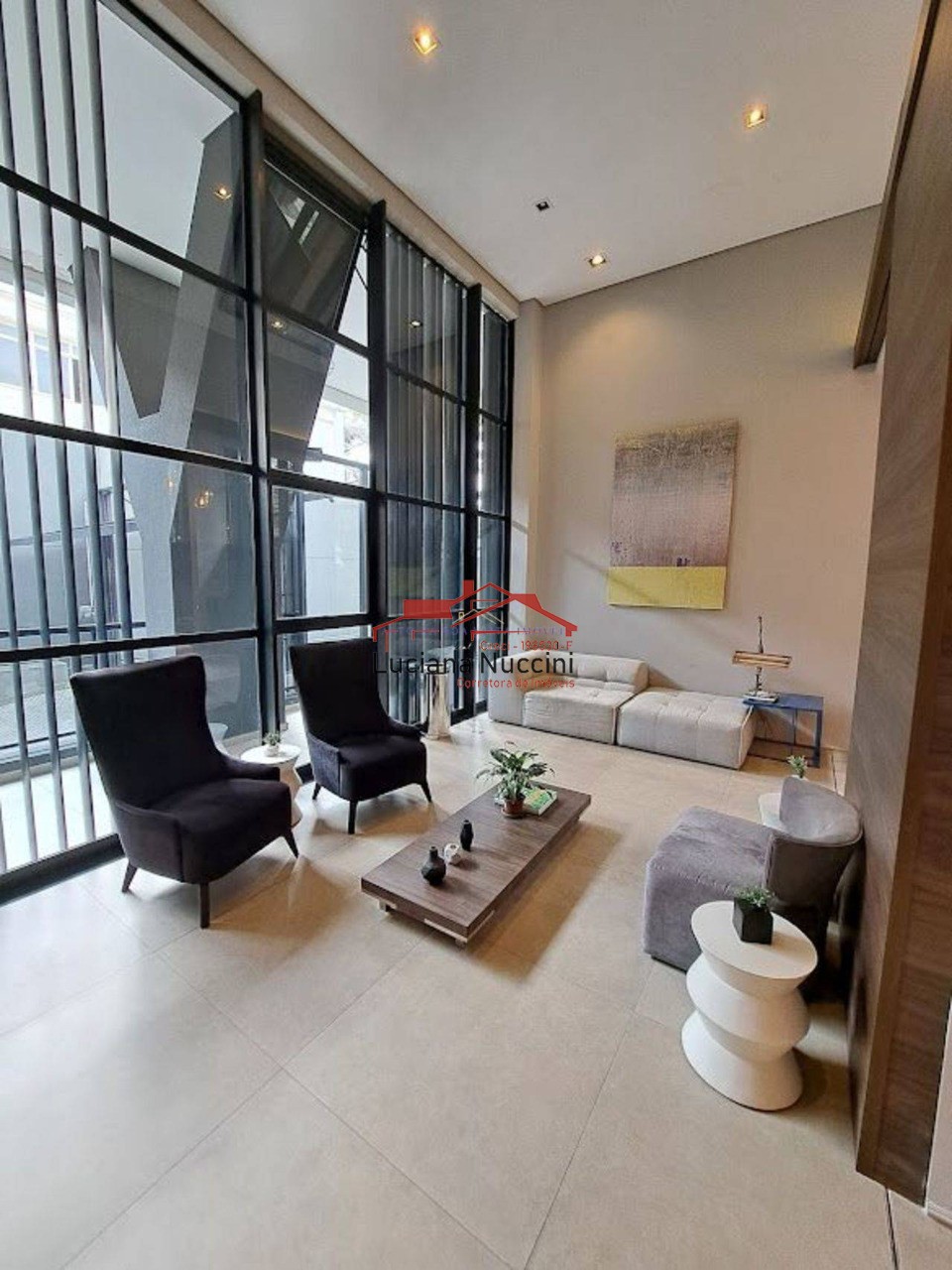 Studio de luxo em condomínio seguro e moderno - piscinas, ac