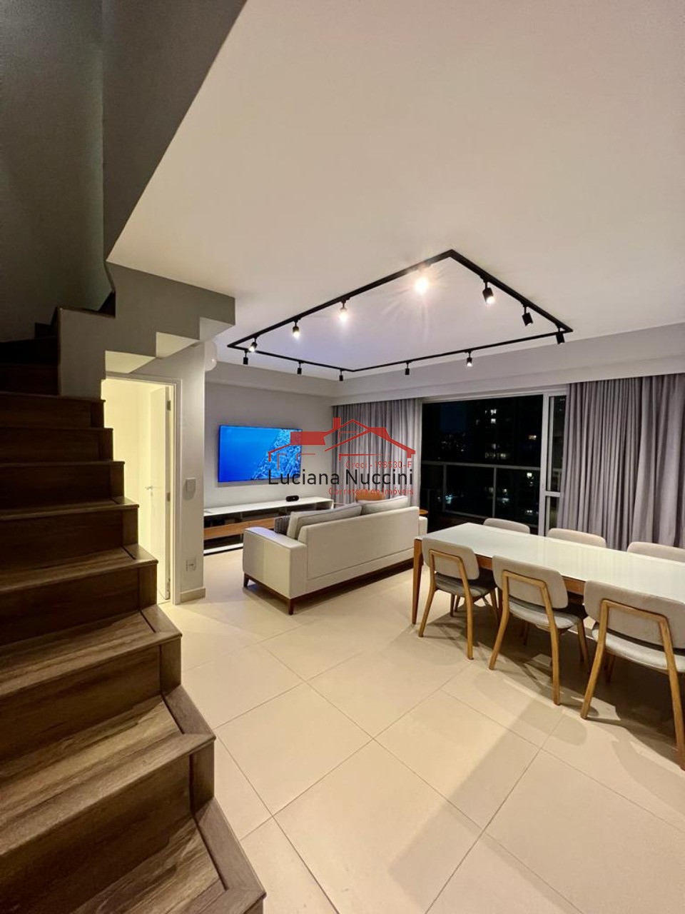 Exclusivo apartamento duplex com 2 suítes, cozinha americana