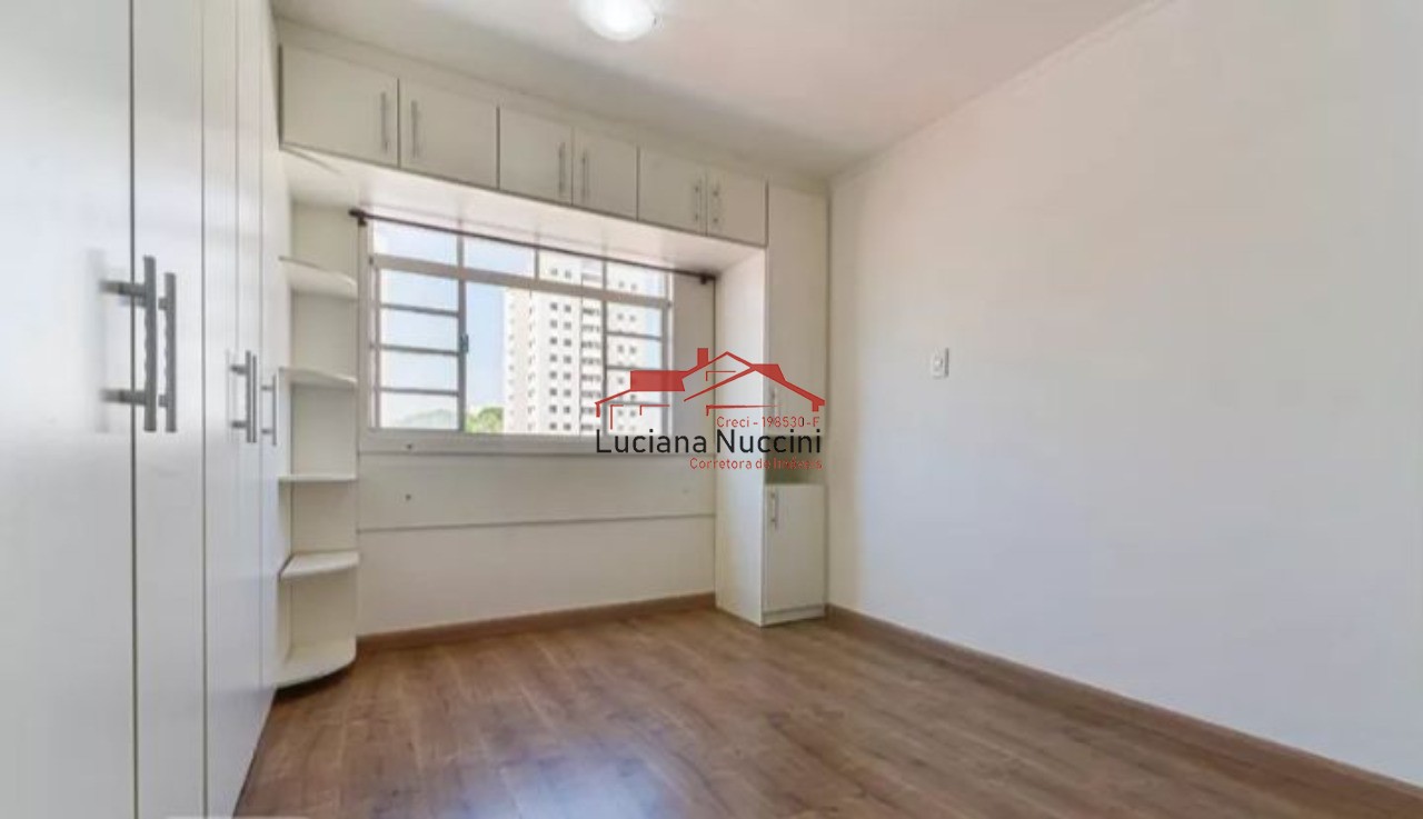 Kitnet próximo ao metrô santos-imigrantes, com piso laminado