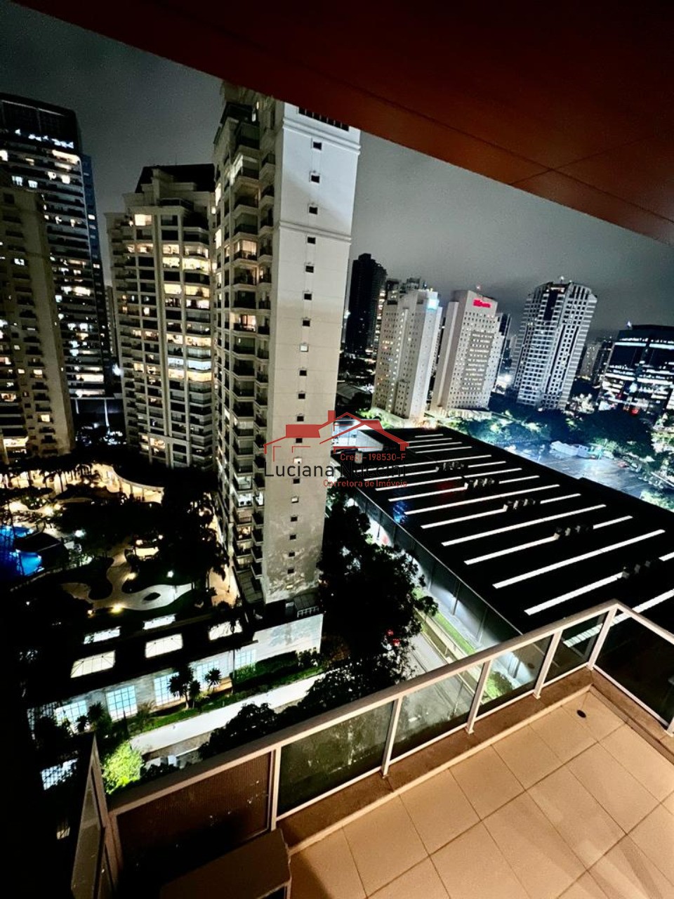 Exclusivo apartamento duplex com 2 suítes, cozinha americana