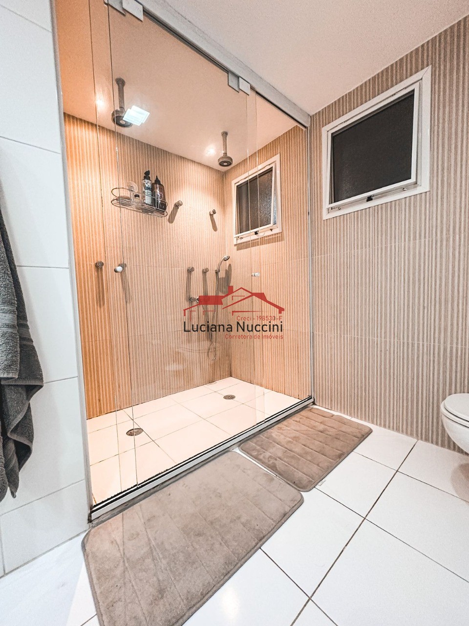 Apartamento à Venda no Parque Industrial Tomas Edson - 2 Dormitórios com Suíte e Espaço Amplo